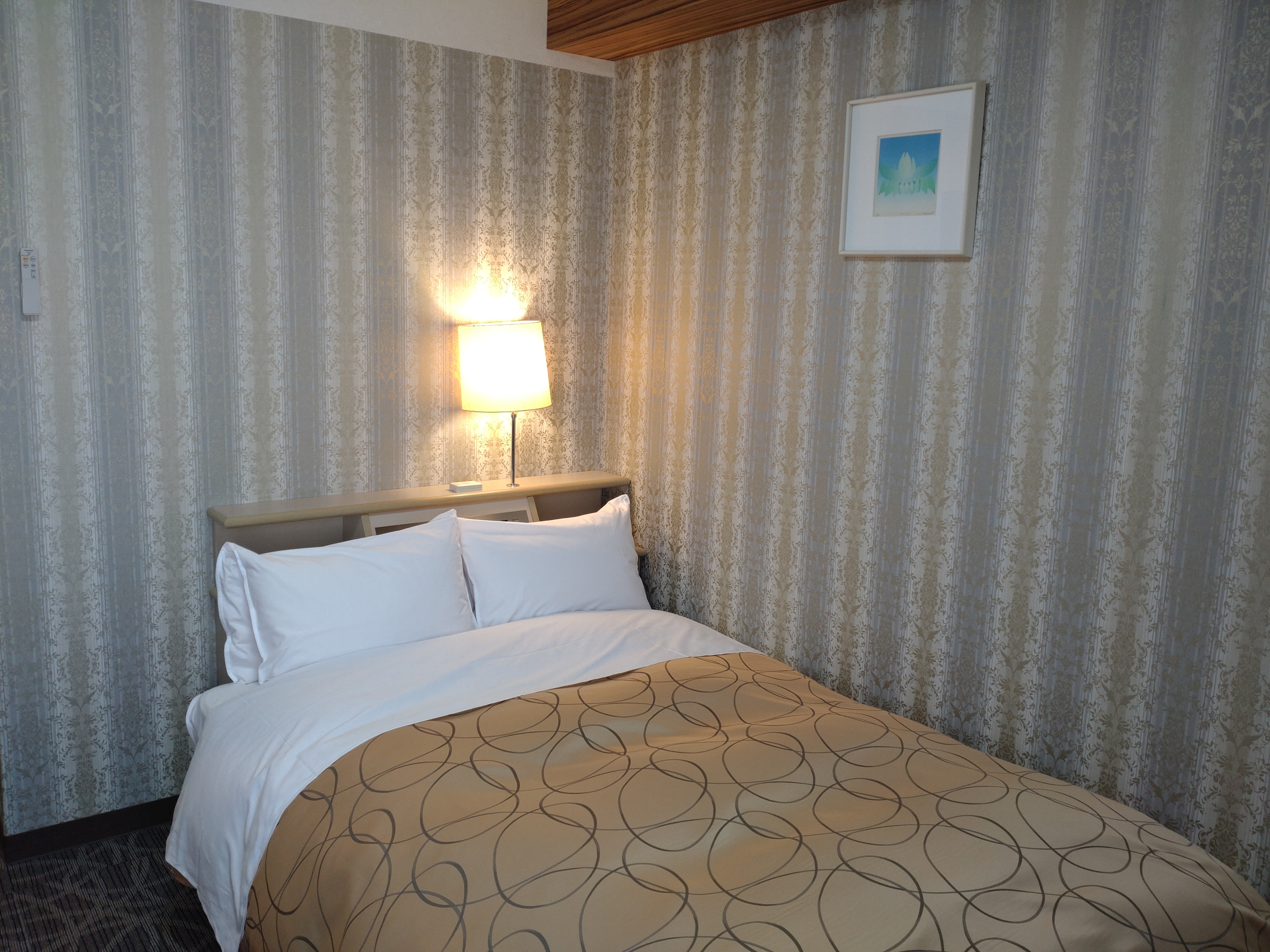 ◆Semi-double room/14m², bed width 120cm (1 unit).