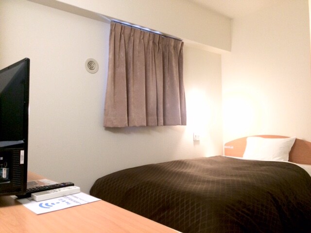 Room (new)