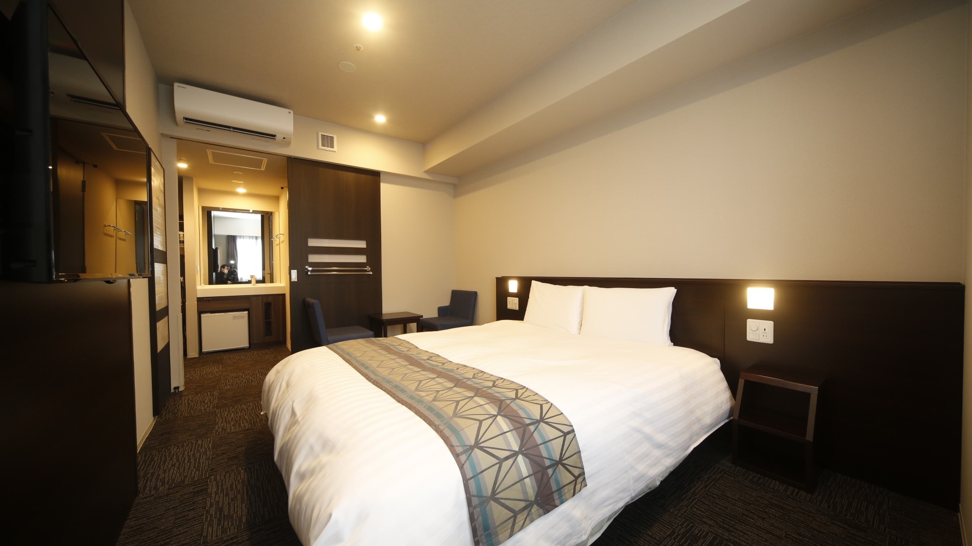 Deluxe Queen Room 22.2 square meters Bed size 160×195 cm Airweave