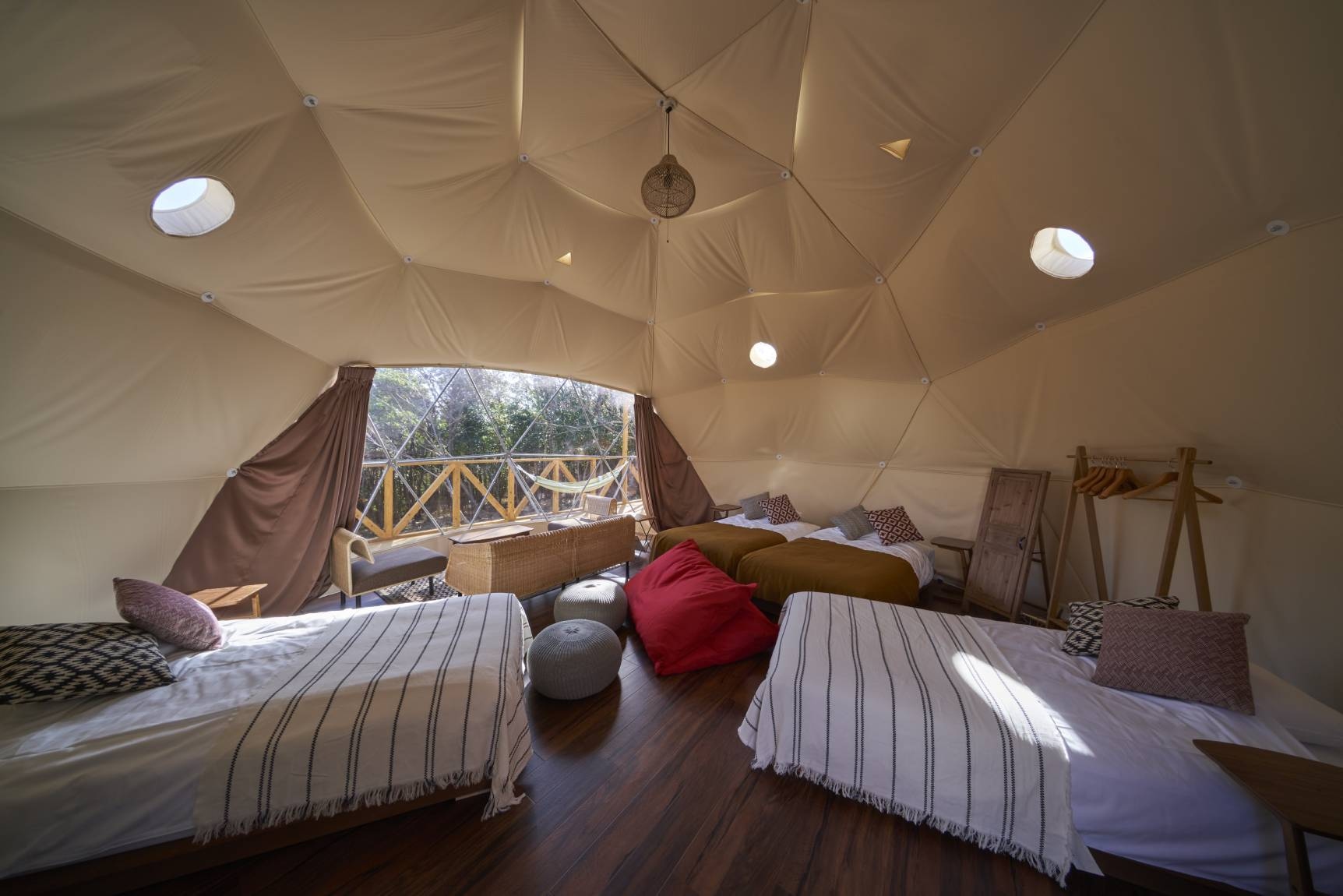 [FOREST DOME]