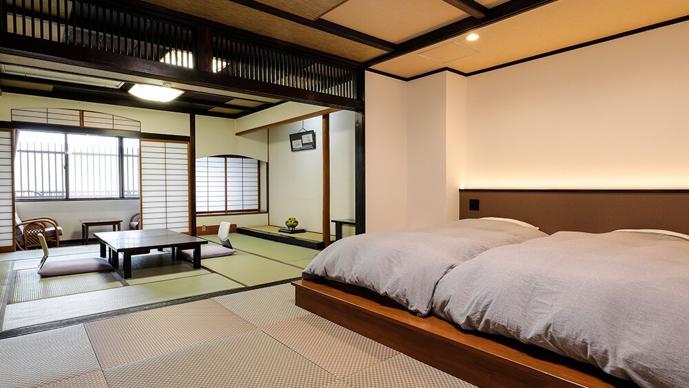 "Japanese Modern" will be renovated in 2023. We have now added beds to the Japanese-style rooms to make your stay more comfortable.