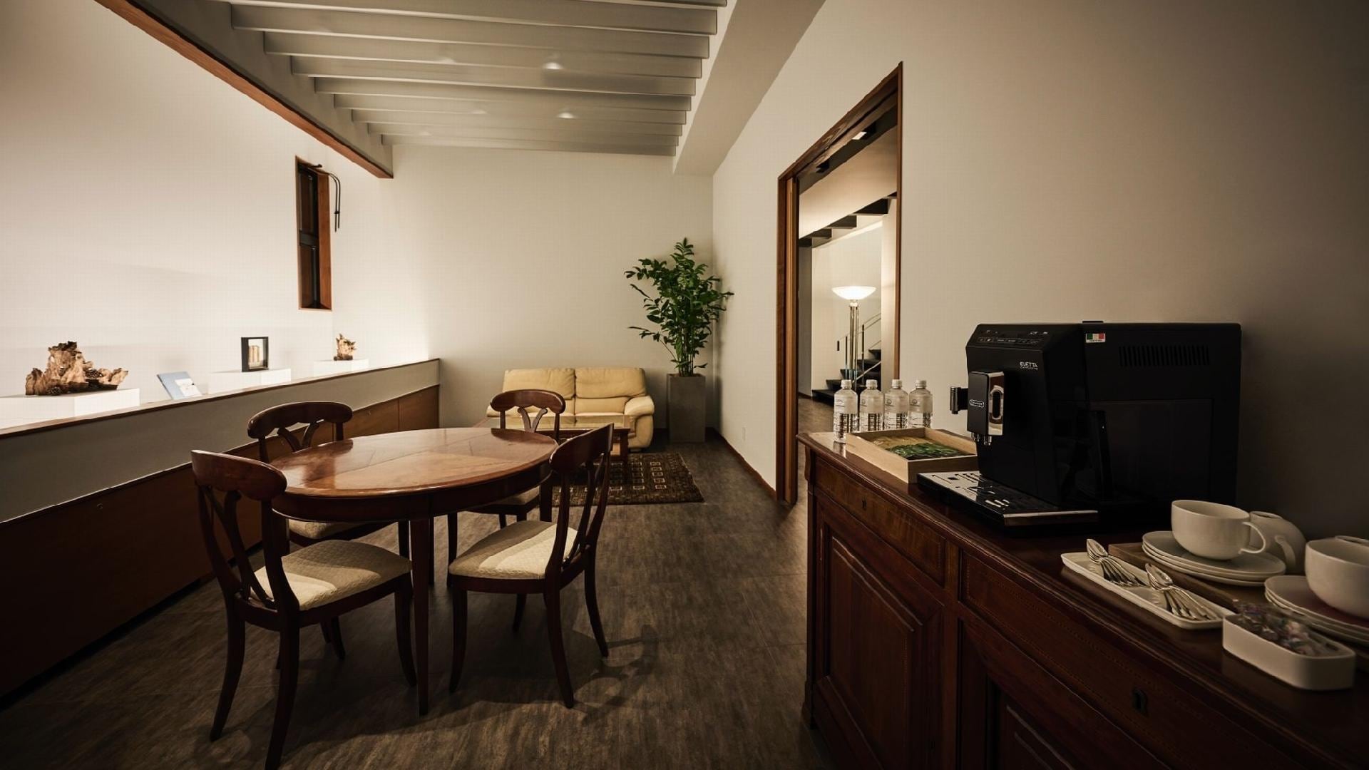 Cafe