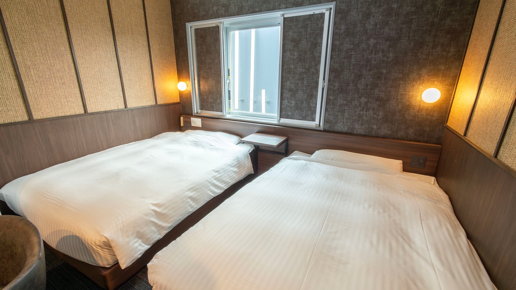 Two 140cm wide beds available.