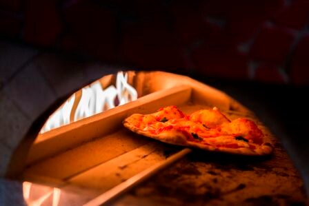 Pizza oven