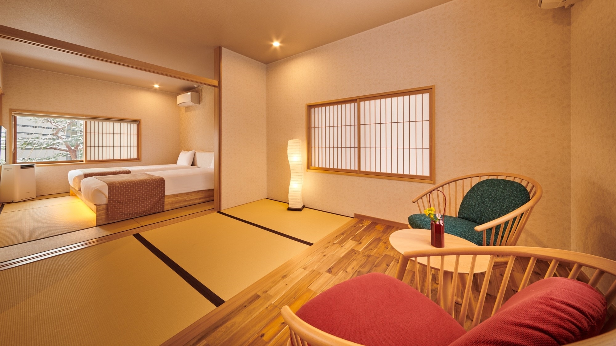 [Japanese-style bed family room]