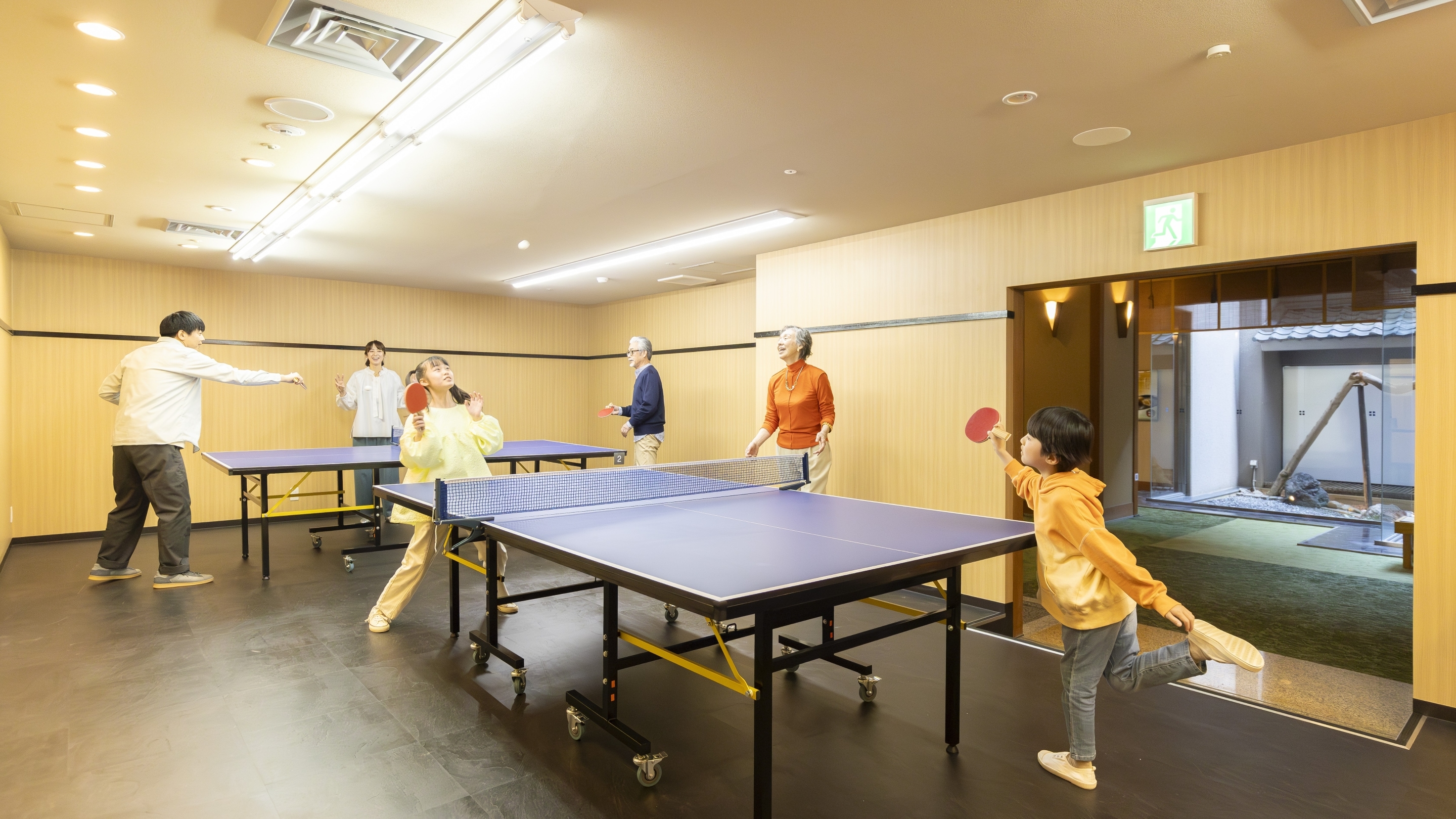 Table tennis corner