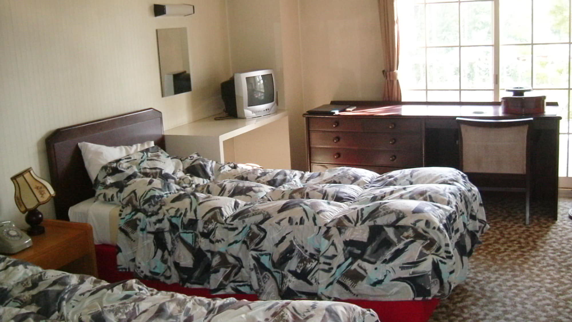 *Western-style room (example)