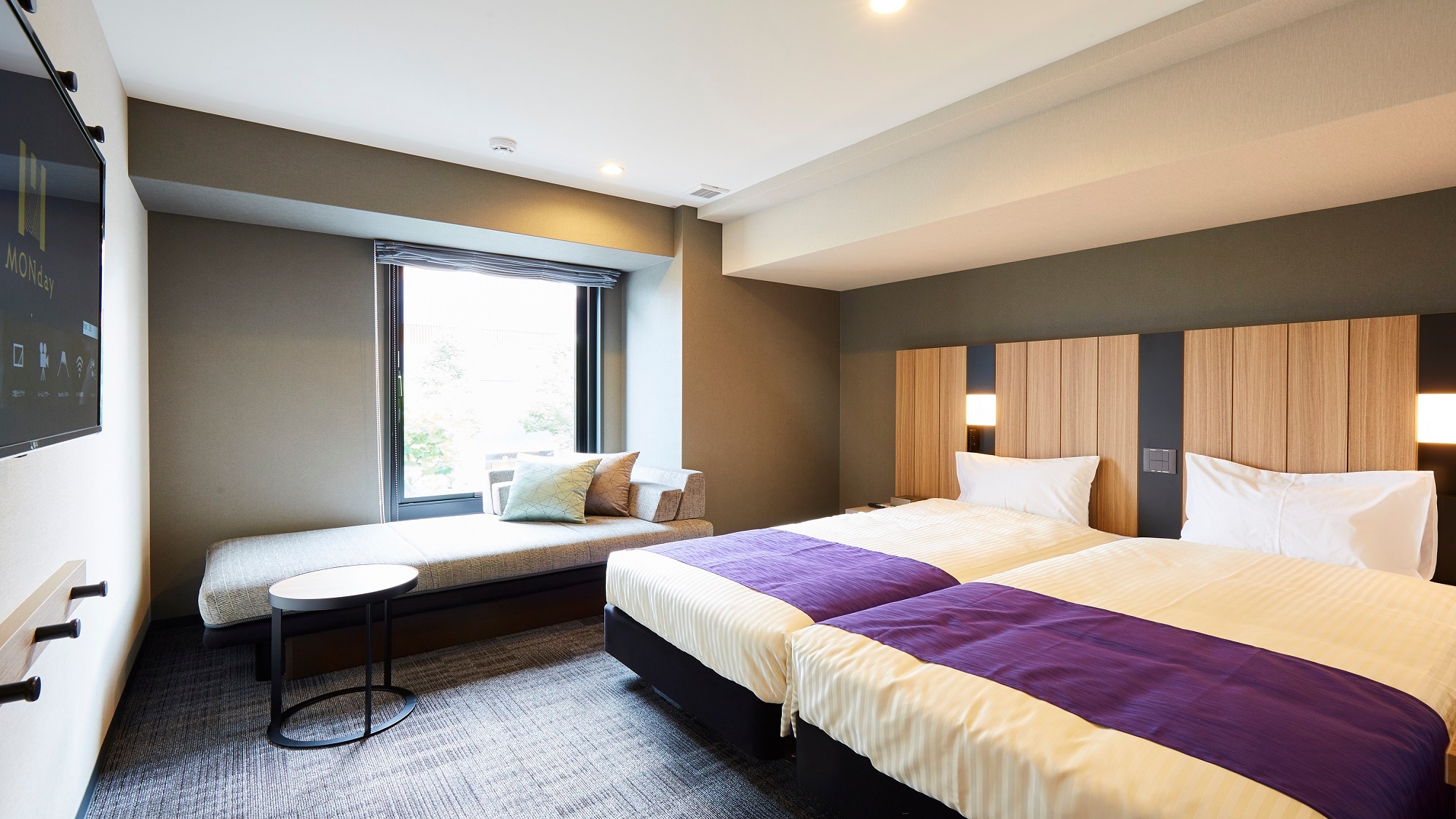 Deluxe twin (with sofa bed)