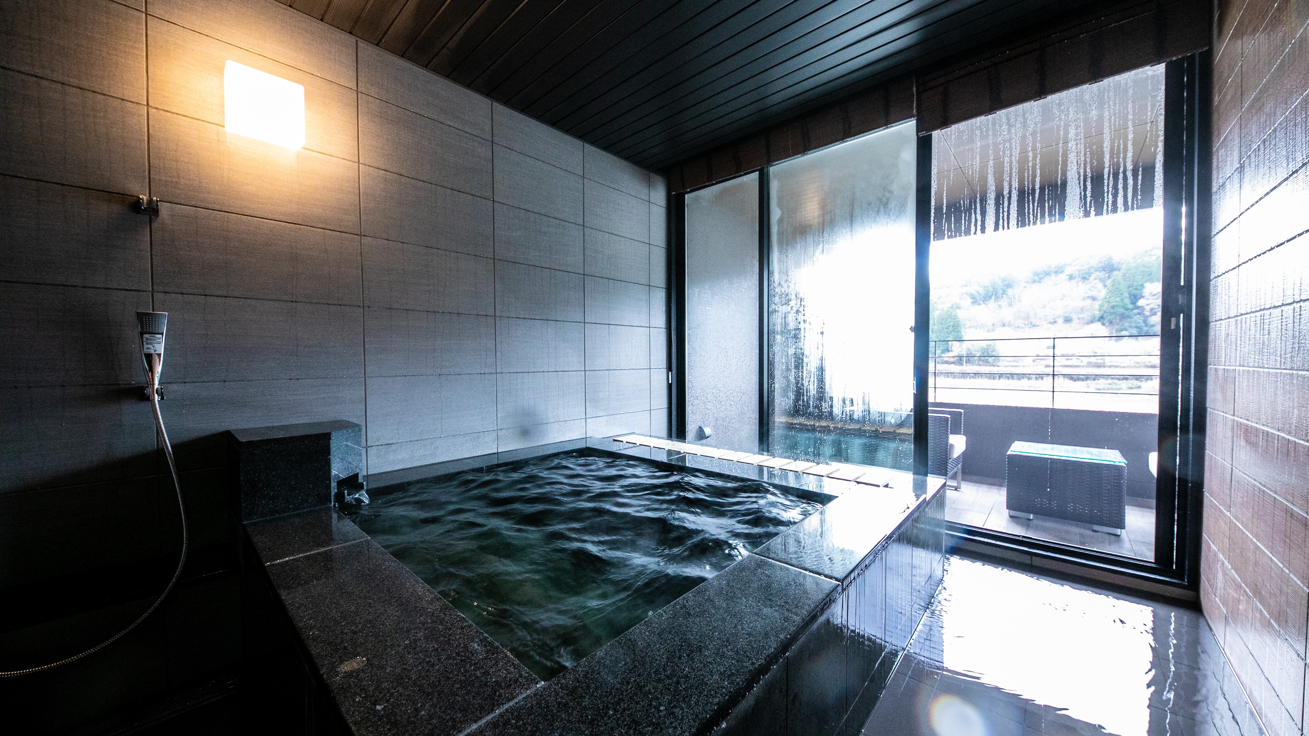 [Kamar Mewah] Pemandian air panas setengah terbuka