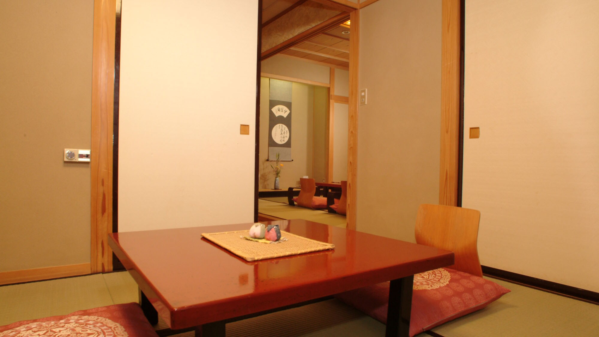 Room with next room: Japanese-style room 10 tatami mats + 6 tatami mats