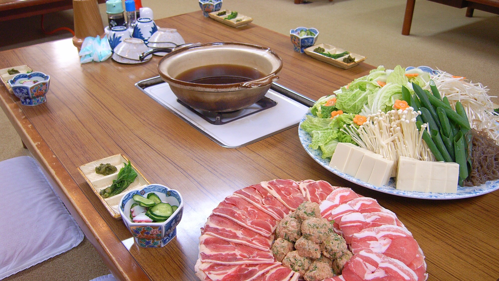 * Example of Hachibuse hot pot