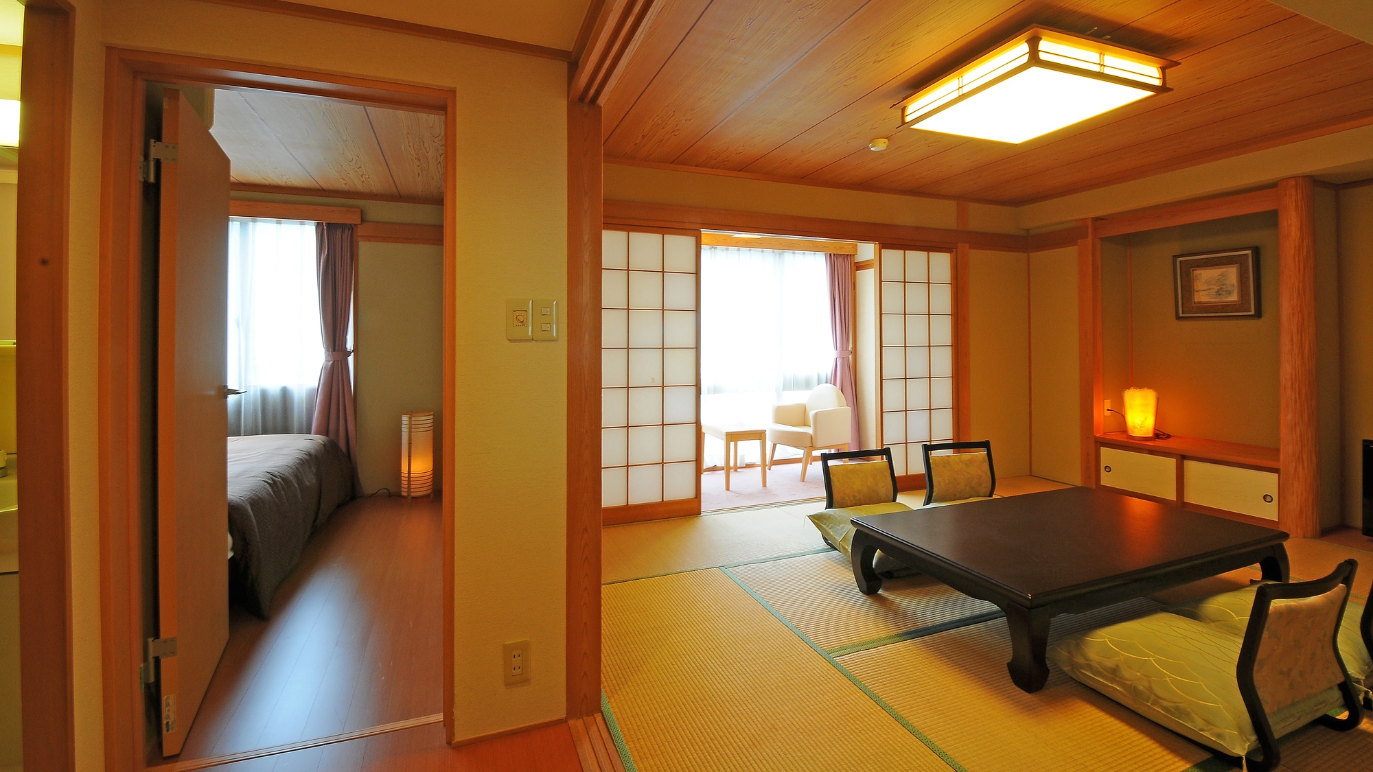 An example of a Japanese and Western room