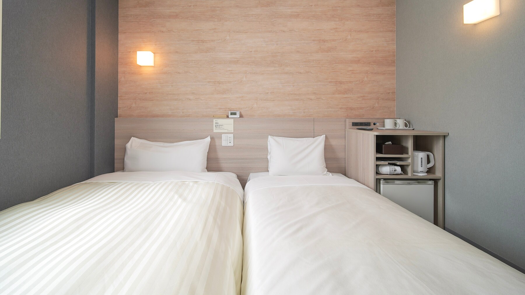 สามารถพักได้สูงสุด 2 ท่าน (รวมทารก)