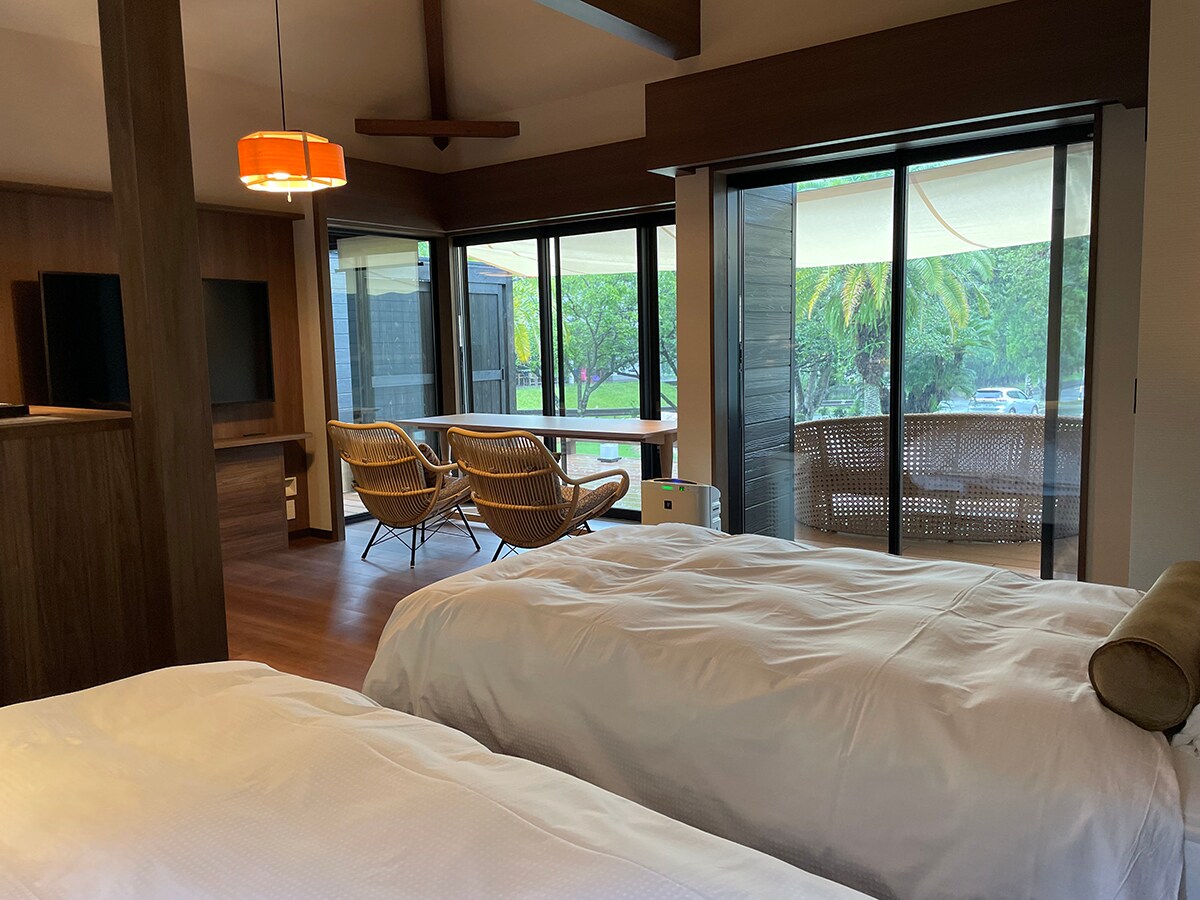 Universal Suite