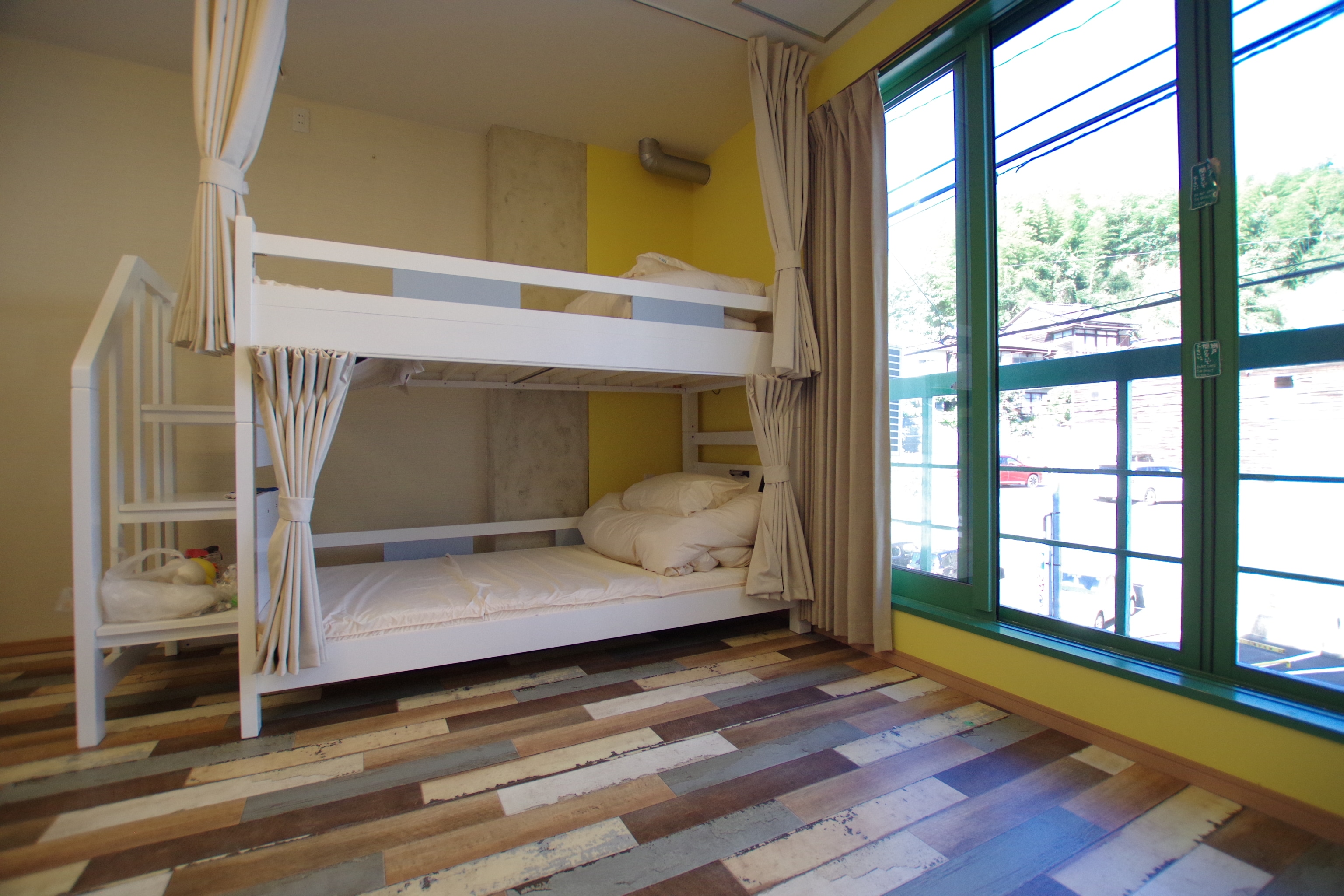 Bunk bed room