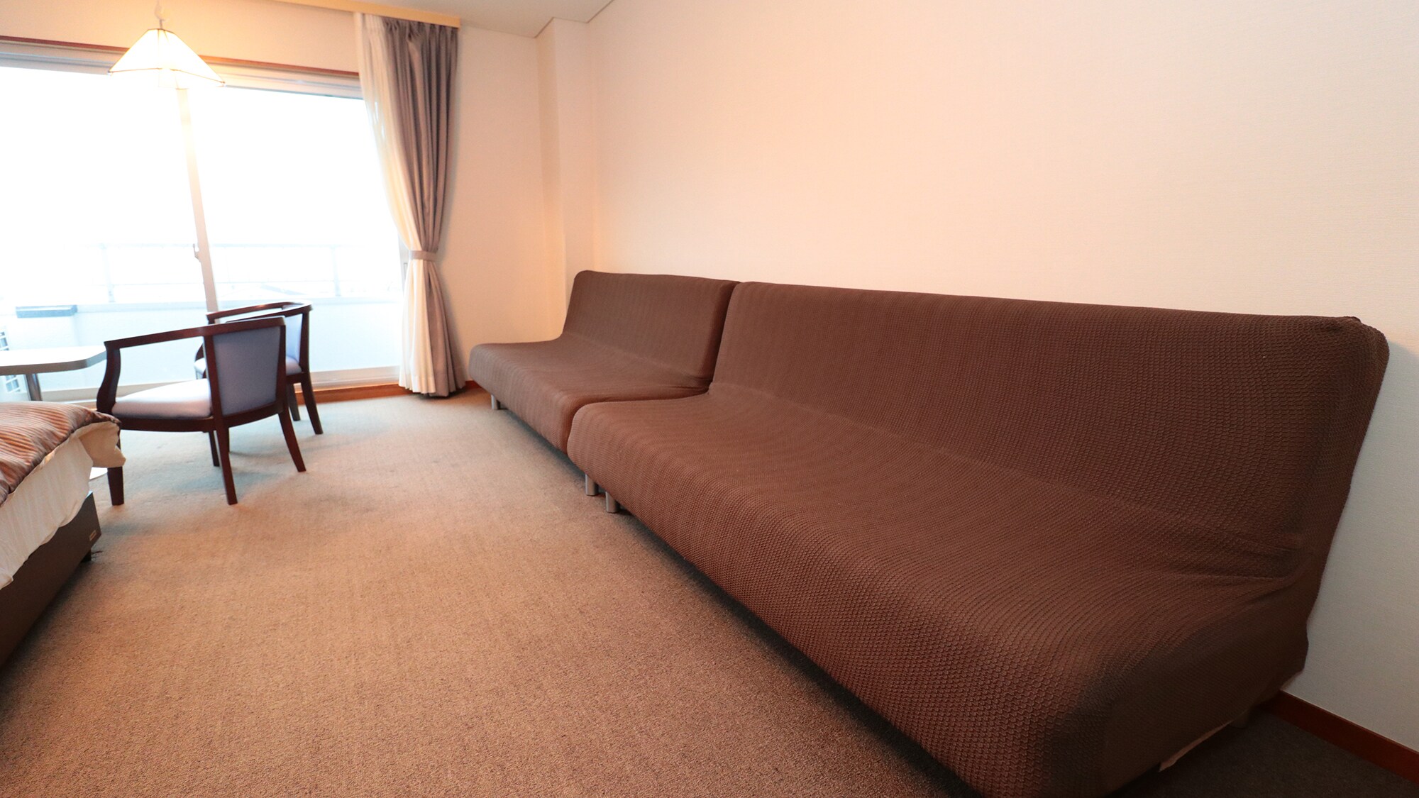 Twin room: Accommodates up to 5 people*