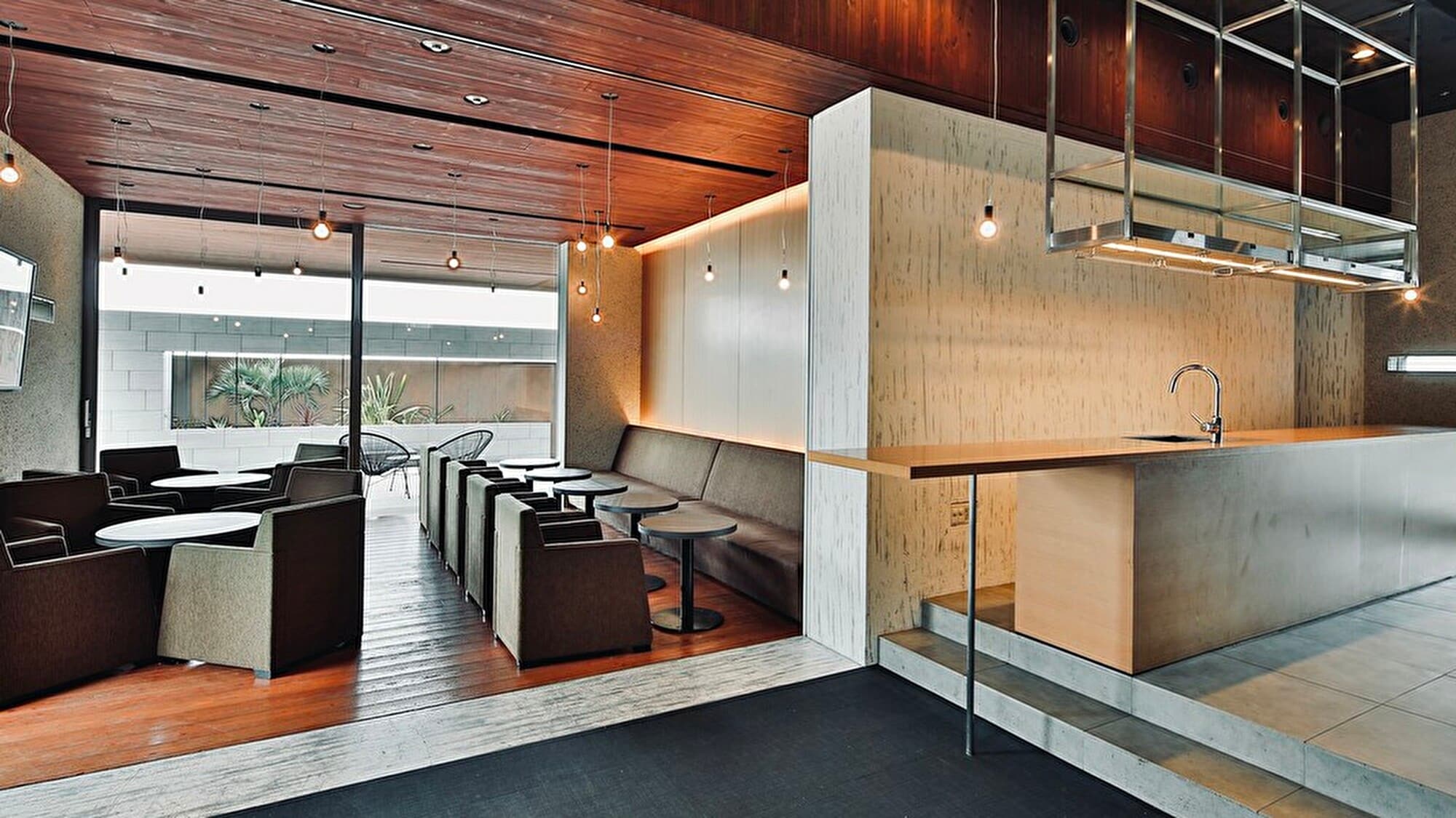 [Bettei: Residence Suite] 1F / Lounge