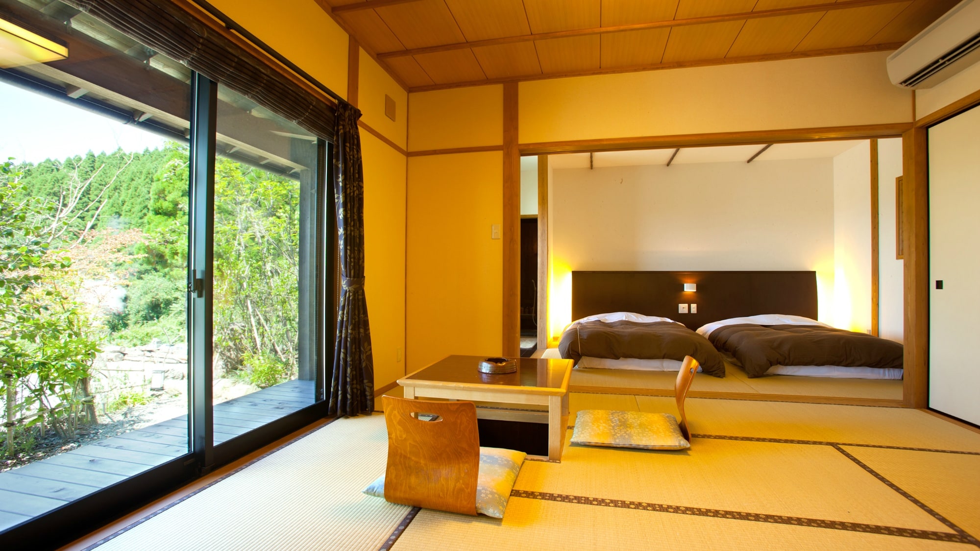 Guest room Separate guest room with hot spring bath