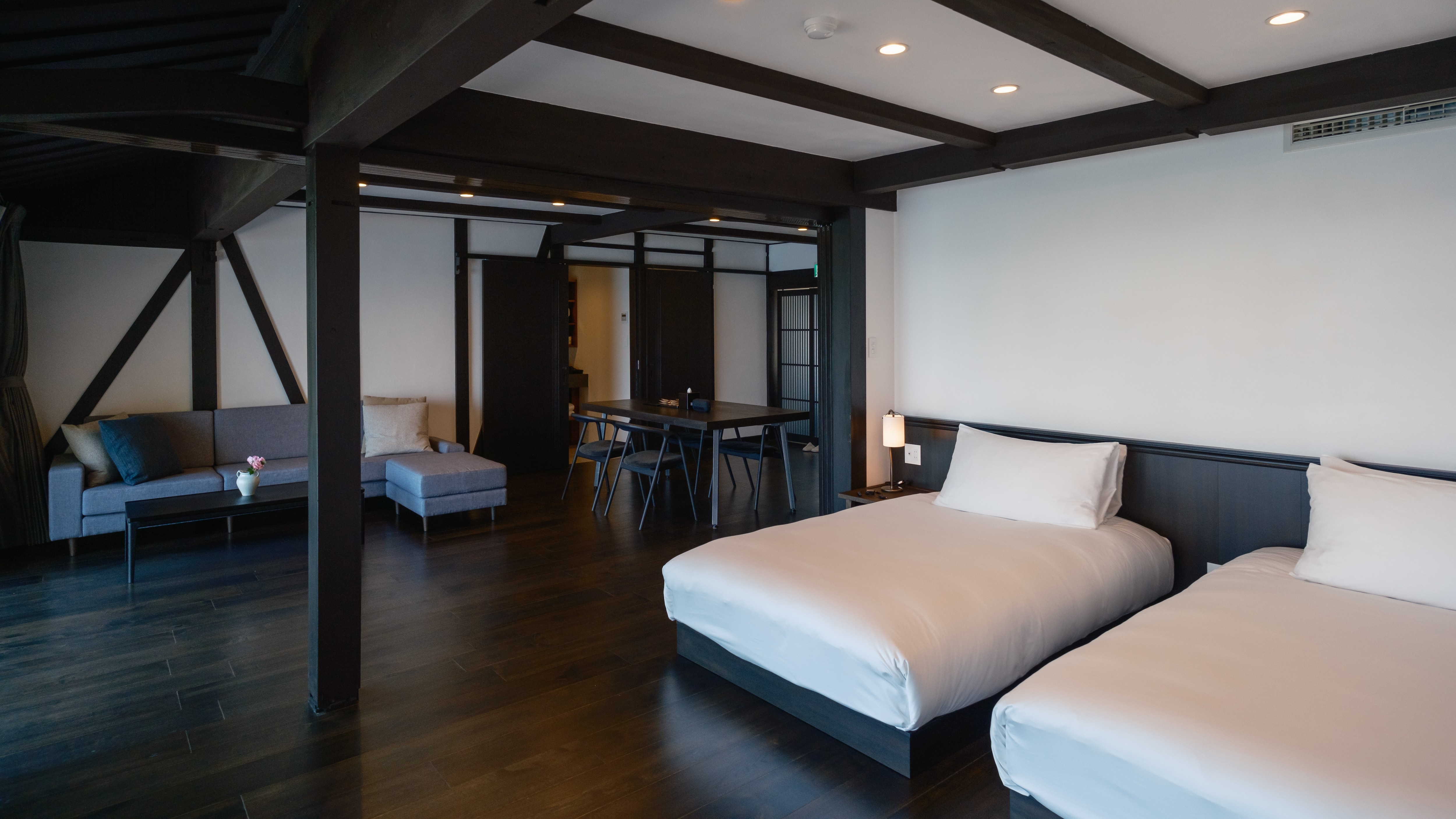 Bedroom image (1st floor)