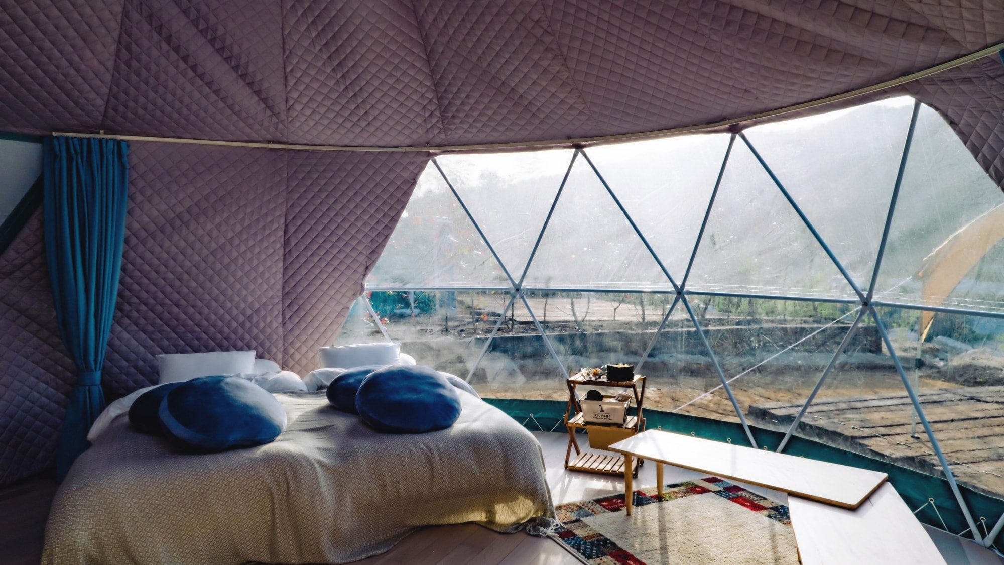 [Large DOME Tent] Interior