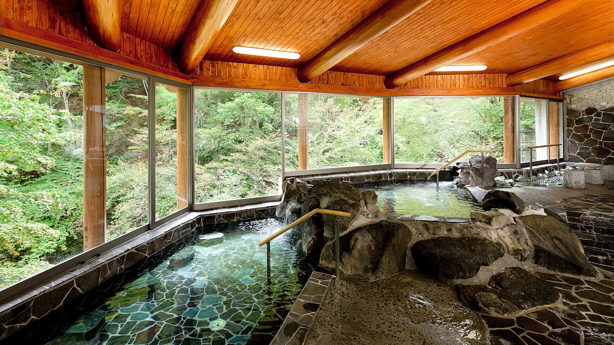 [Rock bath / Cool breeze and rock bath (men and women alternate use)]