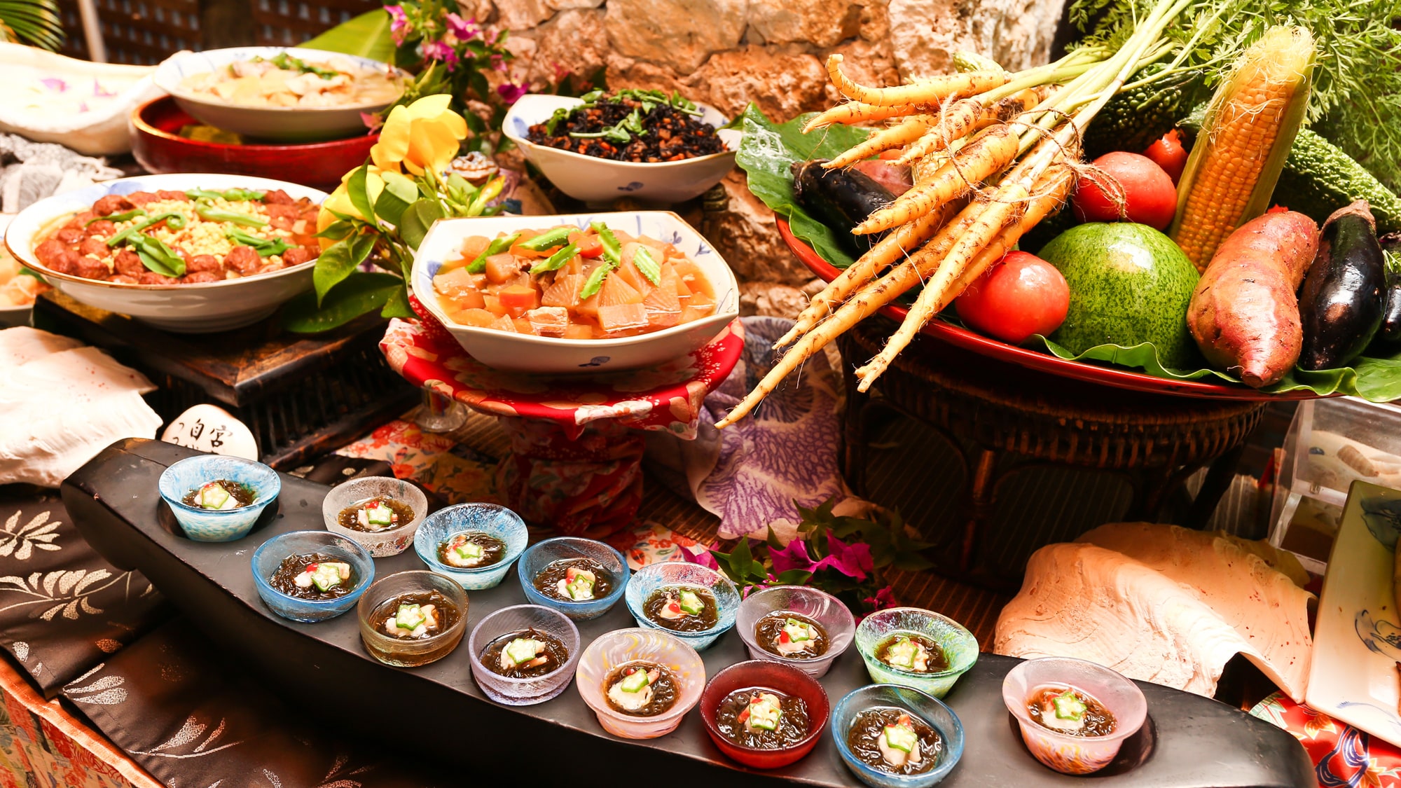 [Restoran di fasilitas / kreasi Maralunga Jepang dan Ryukyu] Sarapan disajikan dalam gaya prasmanan dengan masakan Jepang, Barat, dan Ryukyu.