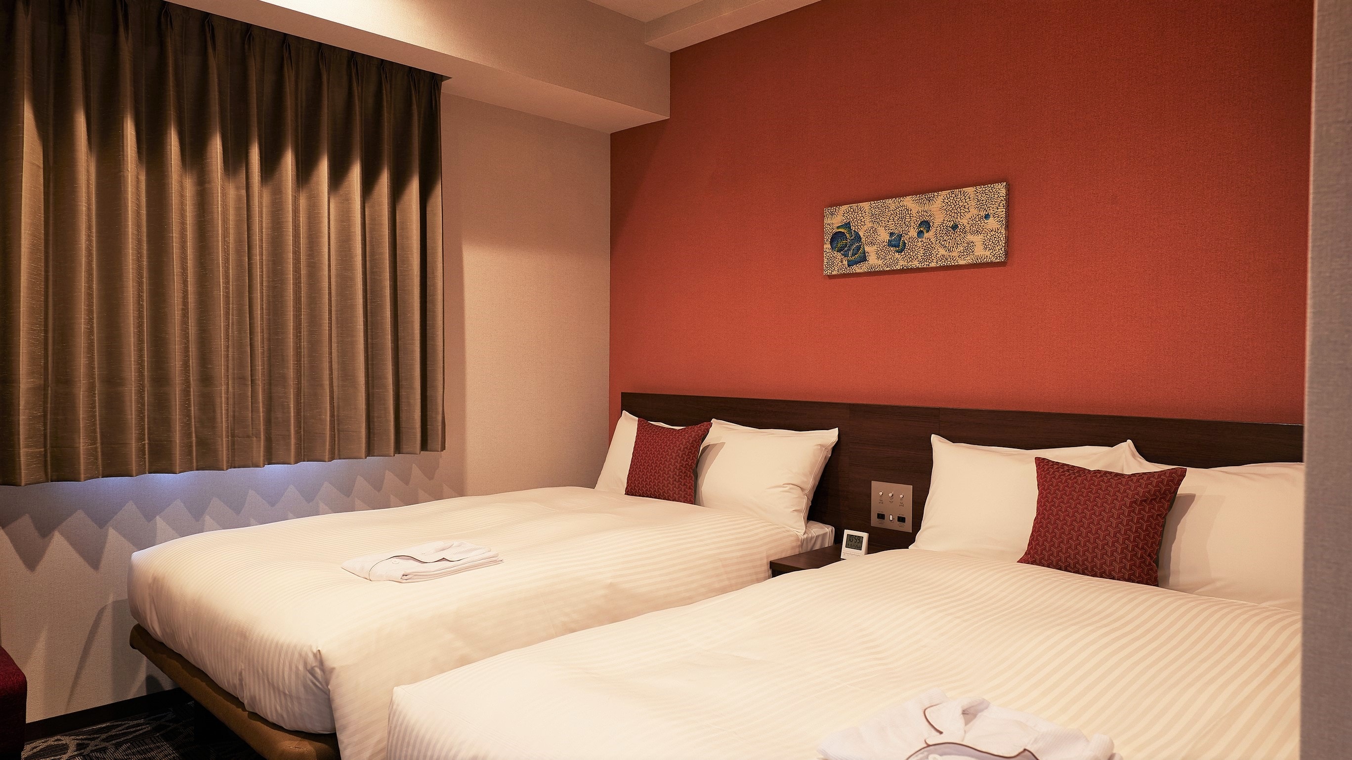 All rooms are 120 cm wide and spacious ♪ All rooms have free Wi-Fi