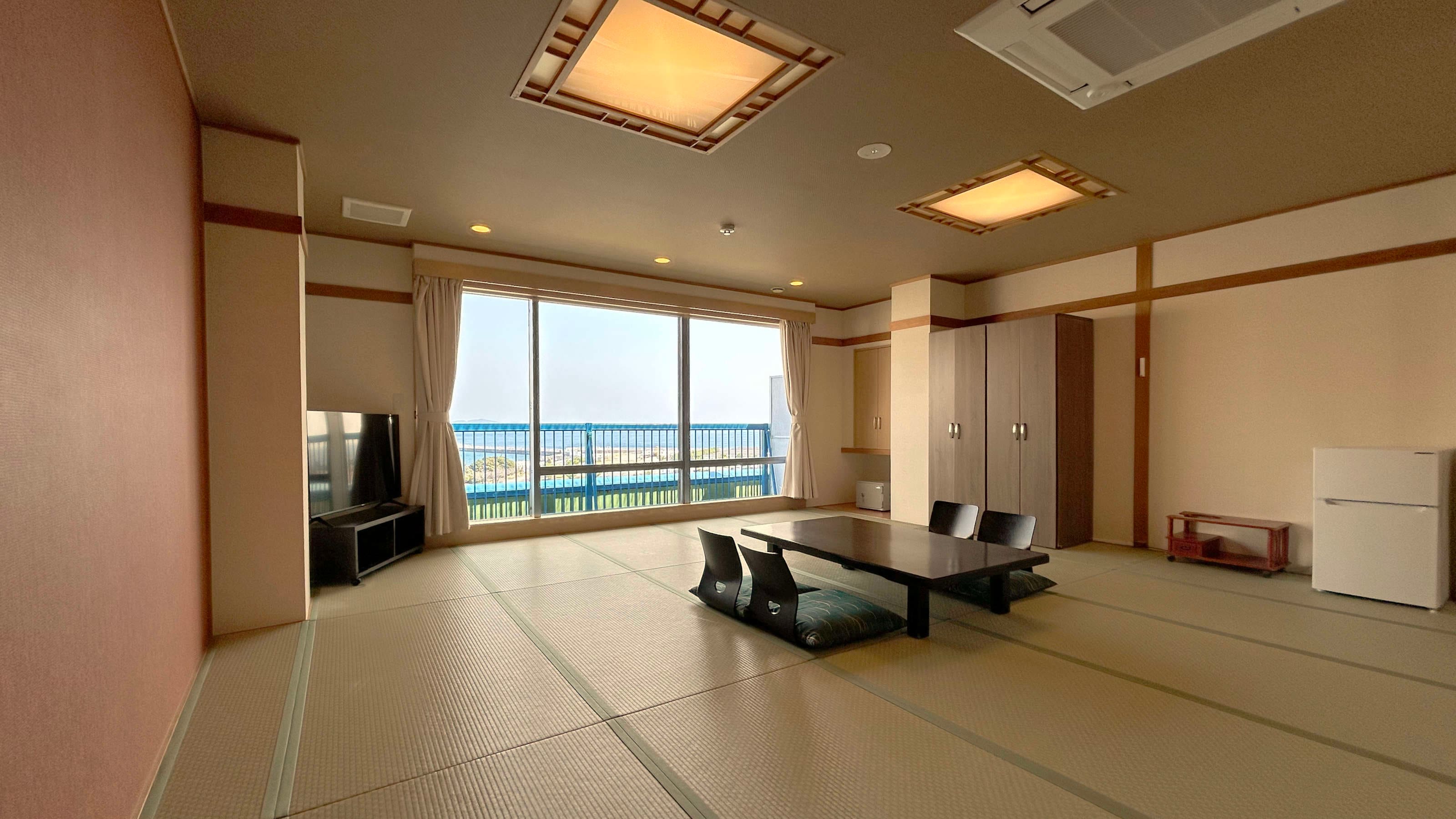 [Special room, top floor] Large Japanese-style room (use stairs)