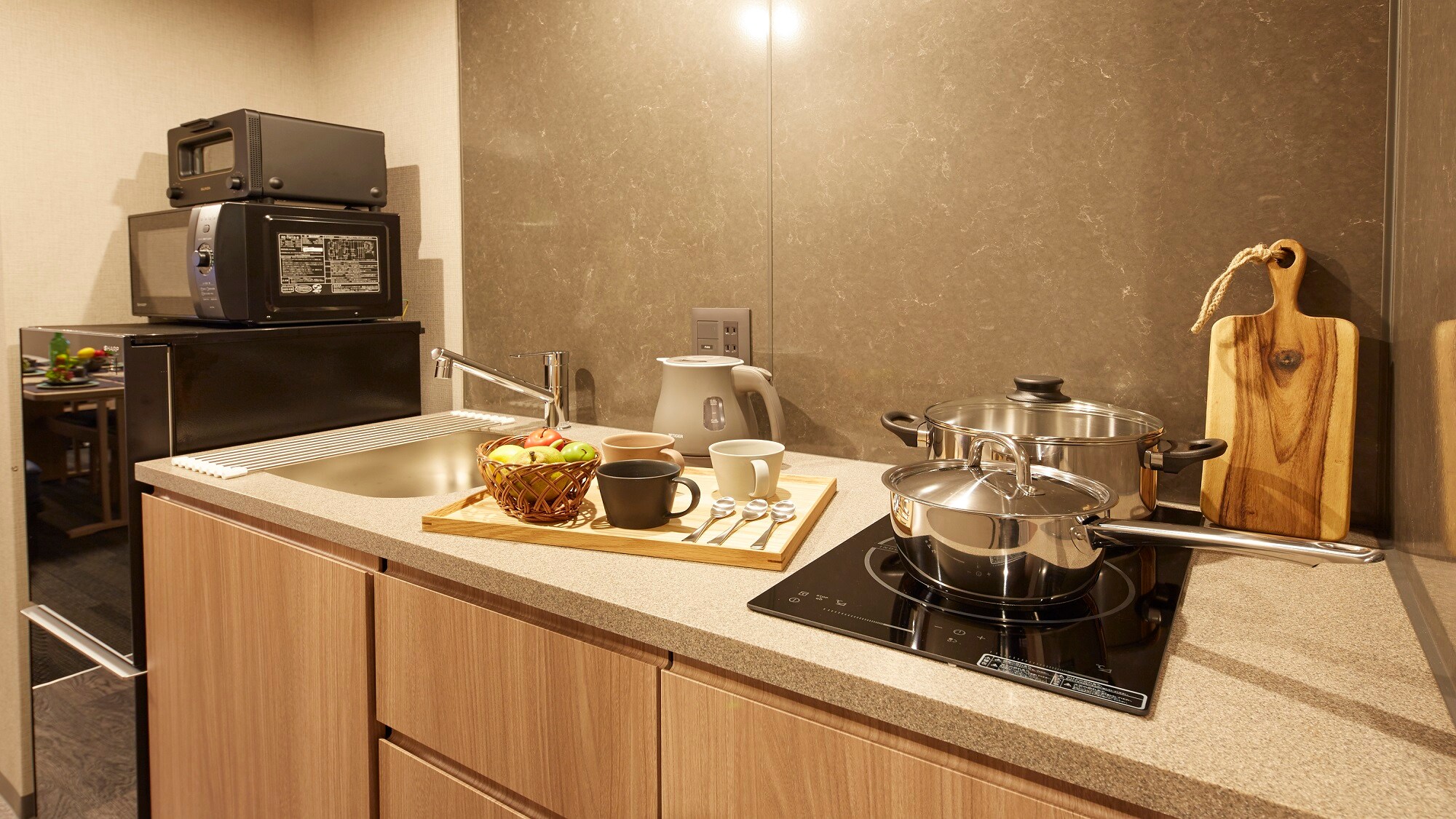 All rooms have a kitchen! Of course, we also have cooking utensils and cutlery ♪