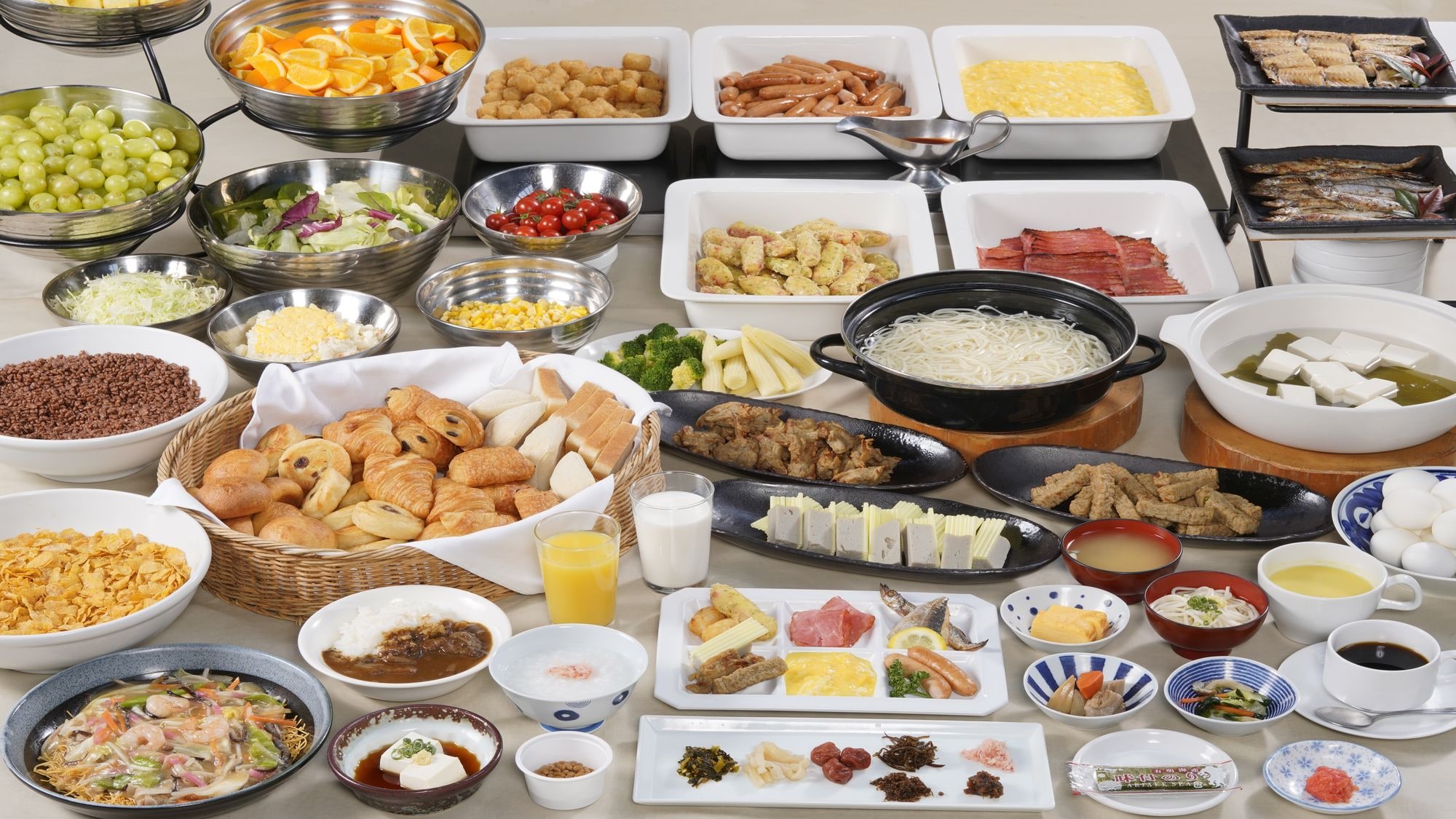 Breakfast buffet image