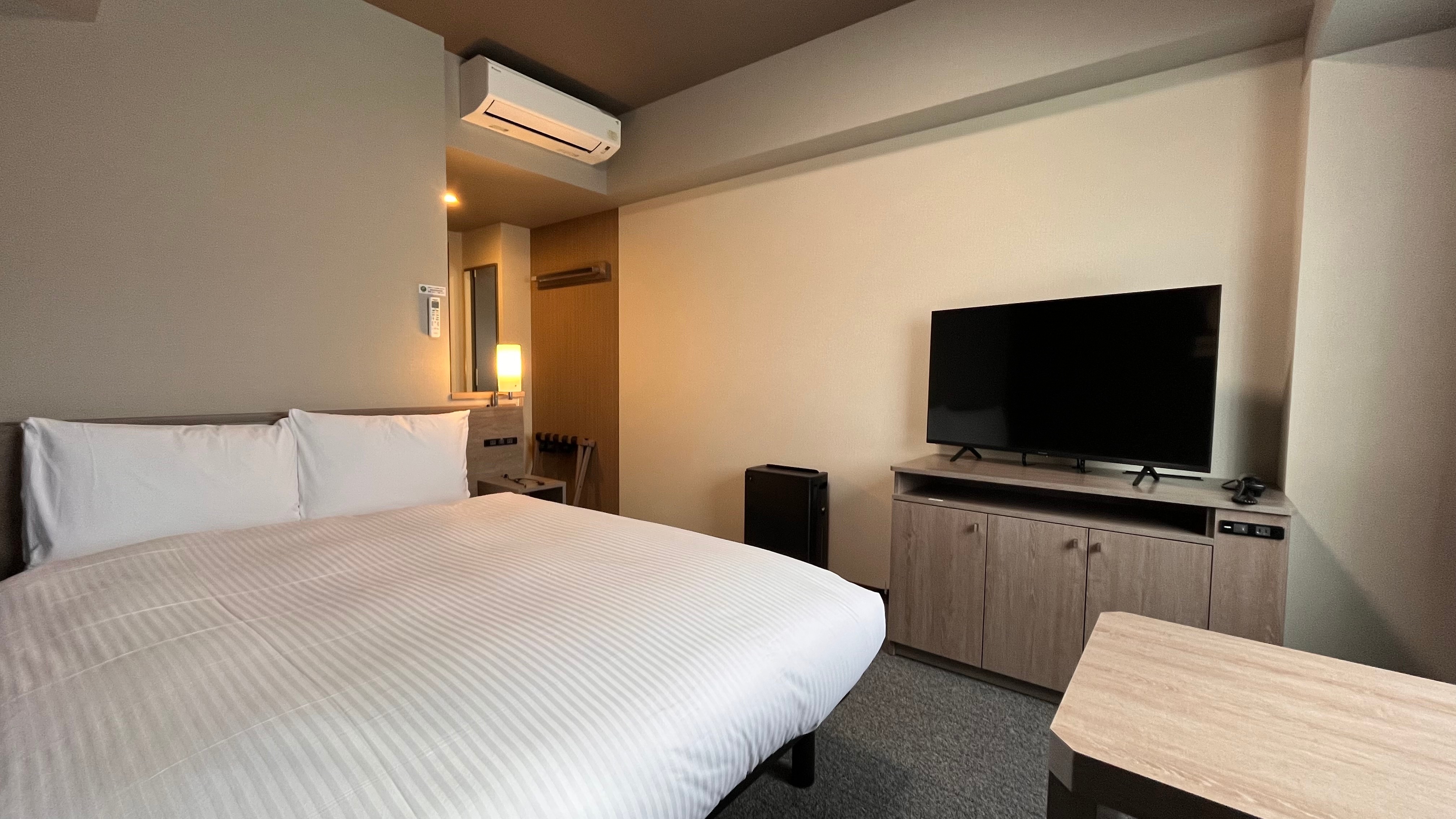 Semi-double room