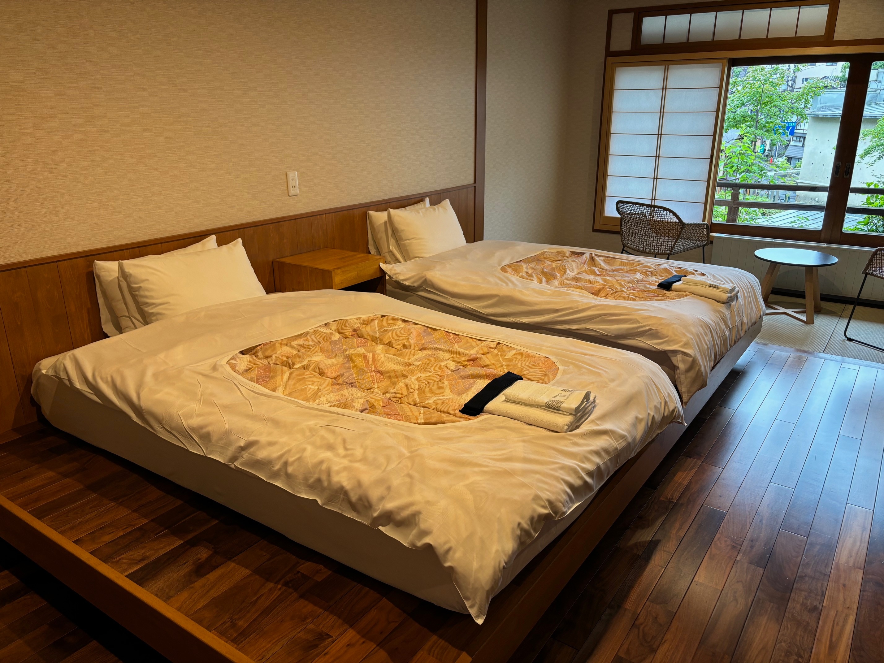 Lantai gaya Jepang 2 tempat tidur