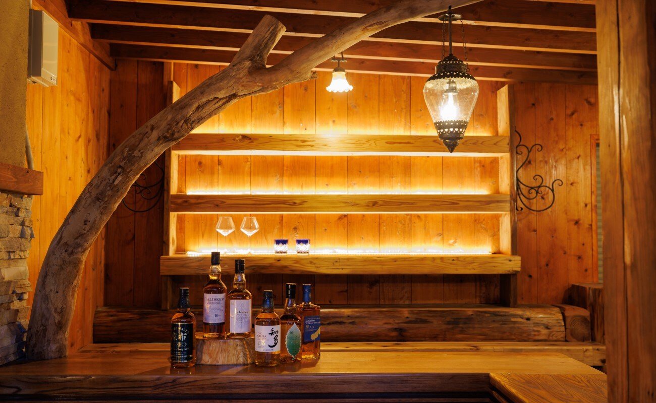 Sora Bar Counter