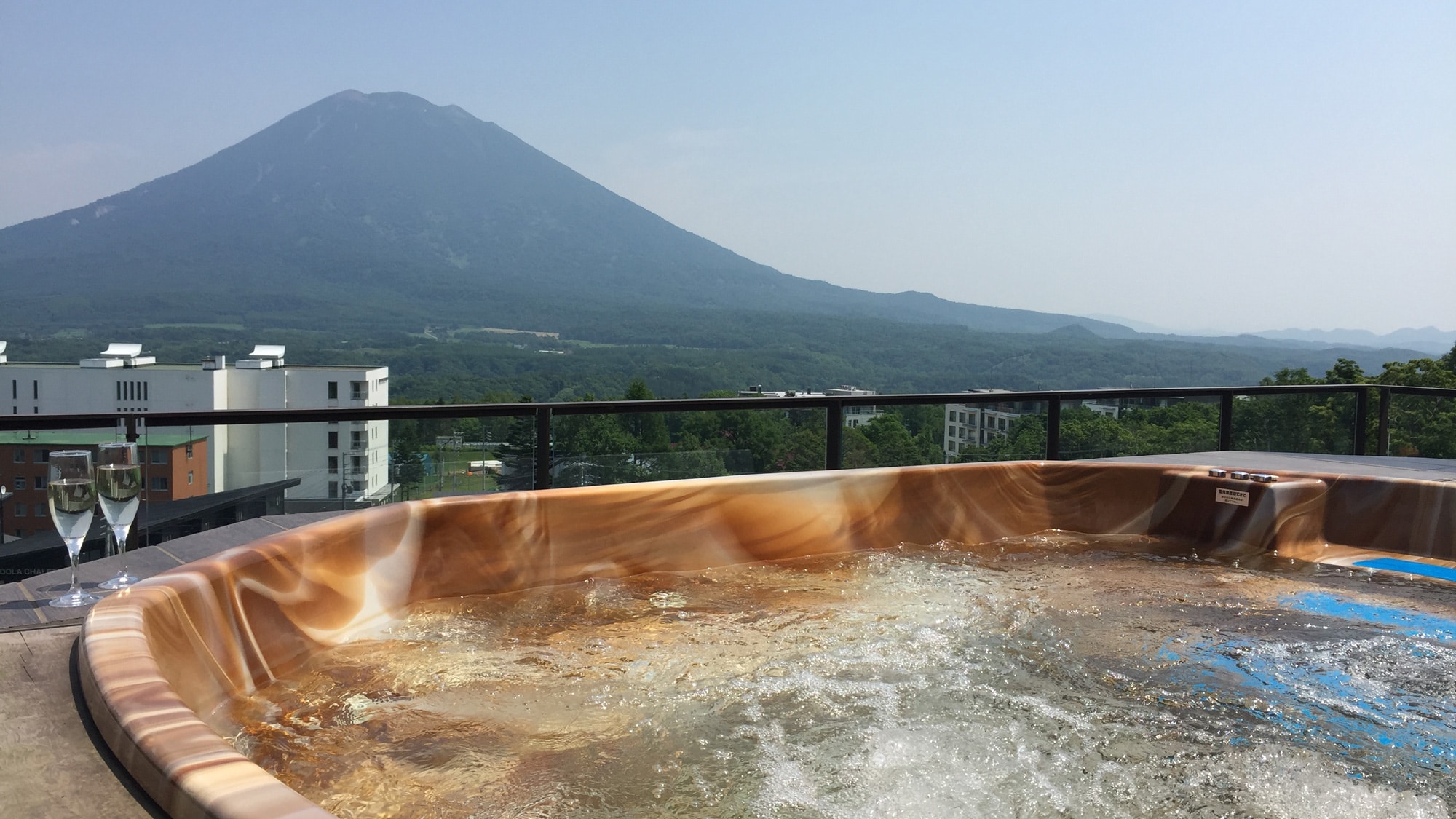 [Penthouse] Jacuzzi