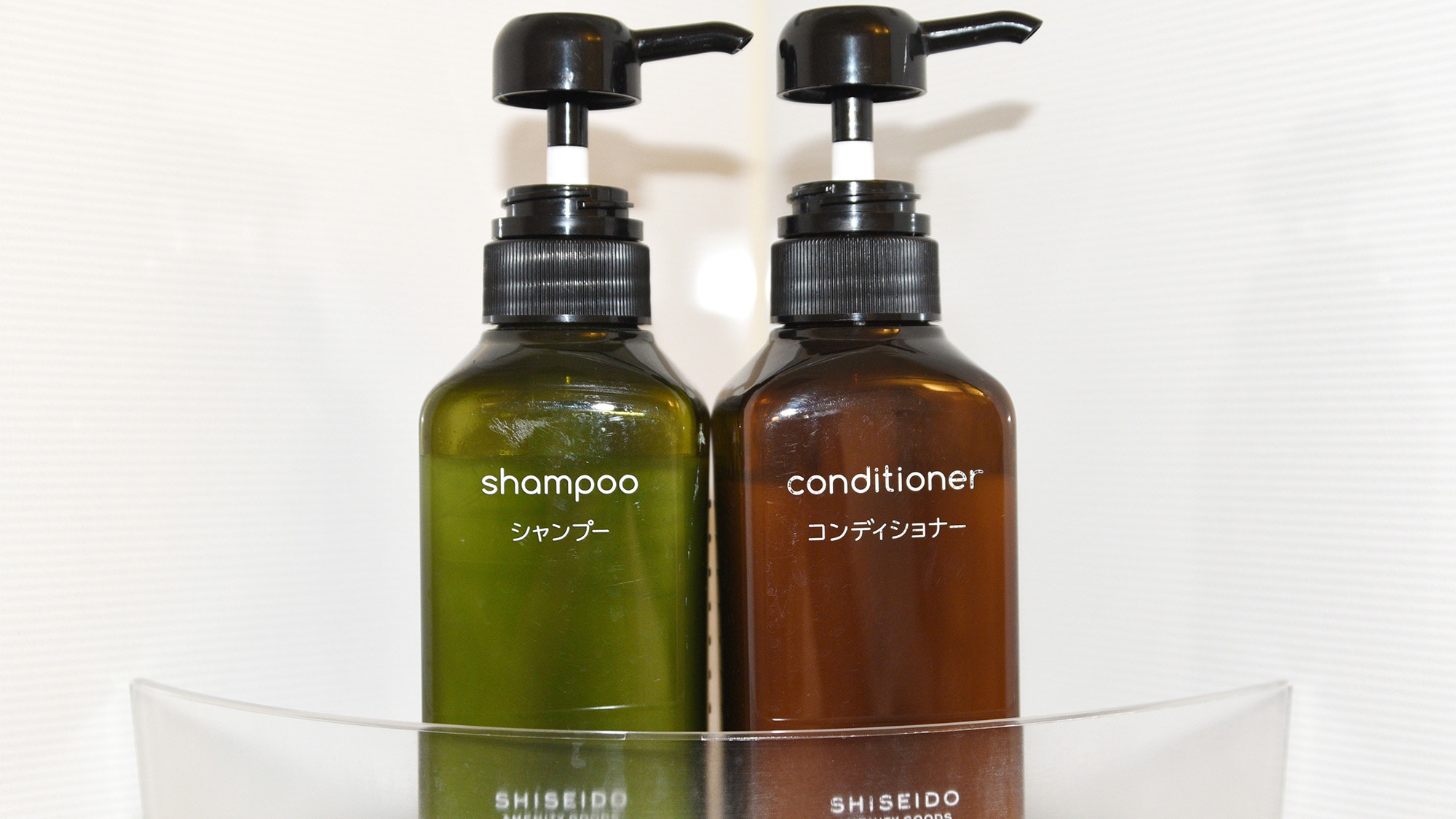 ・ Amenity We are satisfied with high quality shampoos.