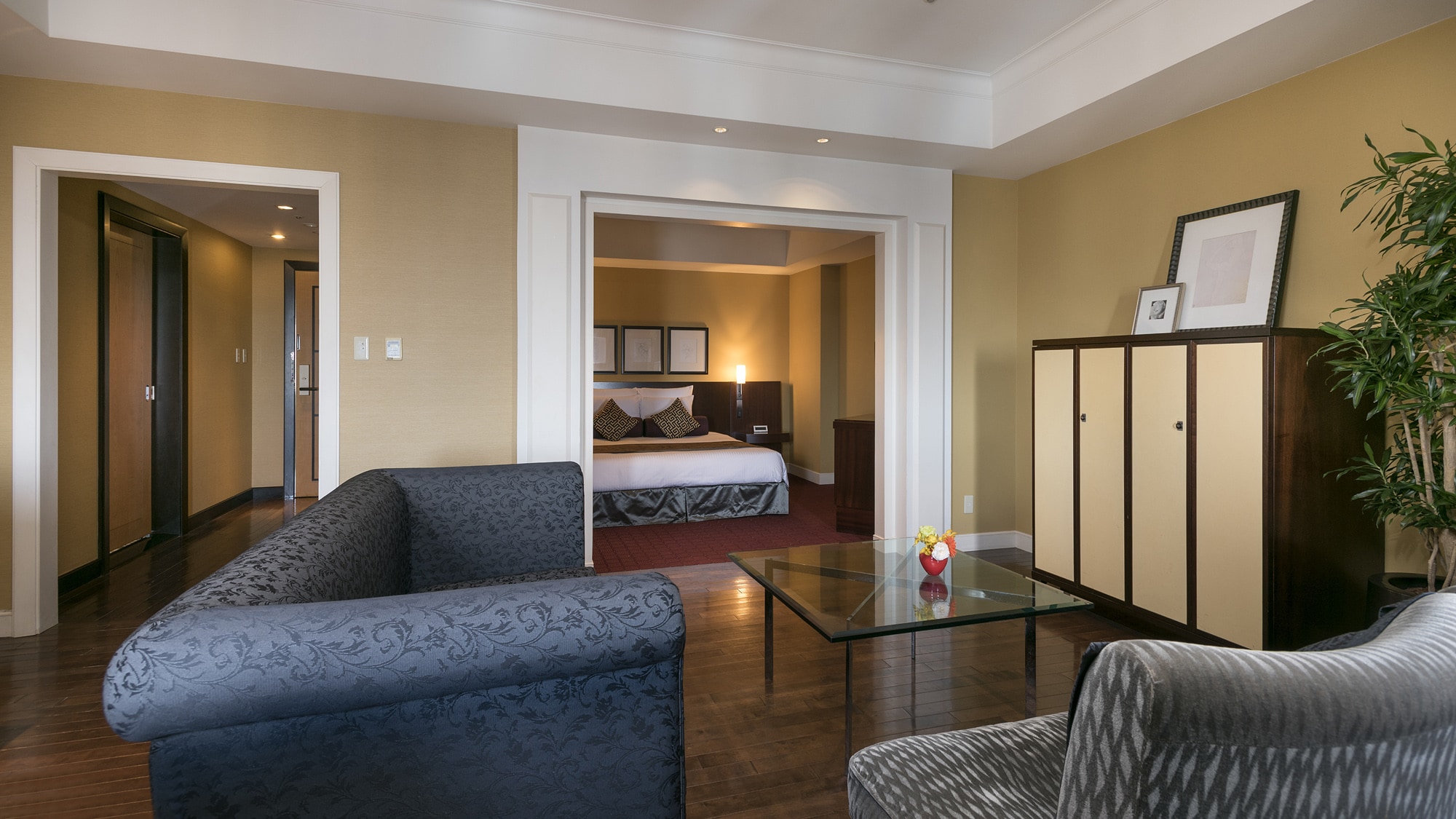 Governor Suite