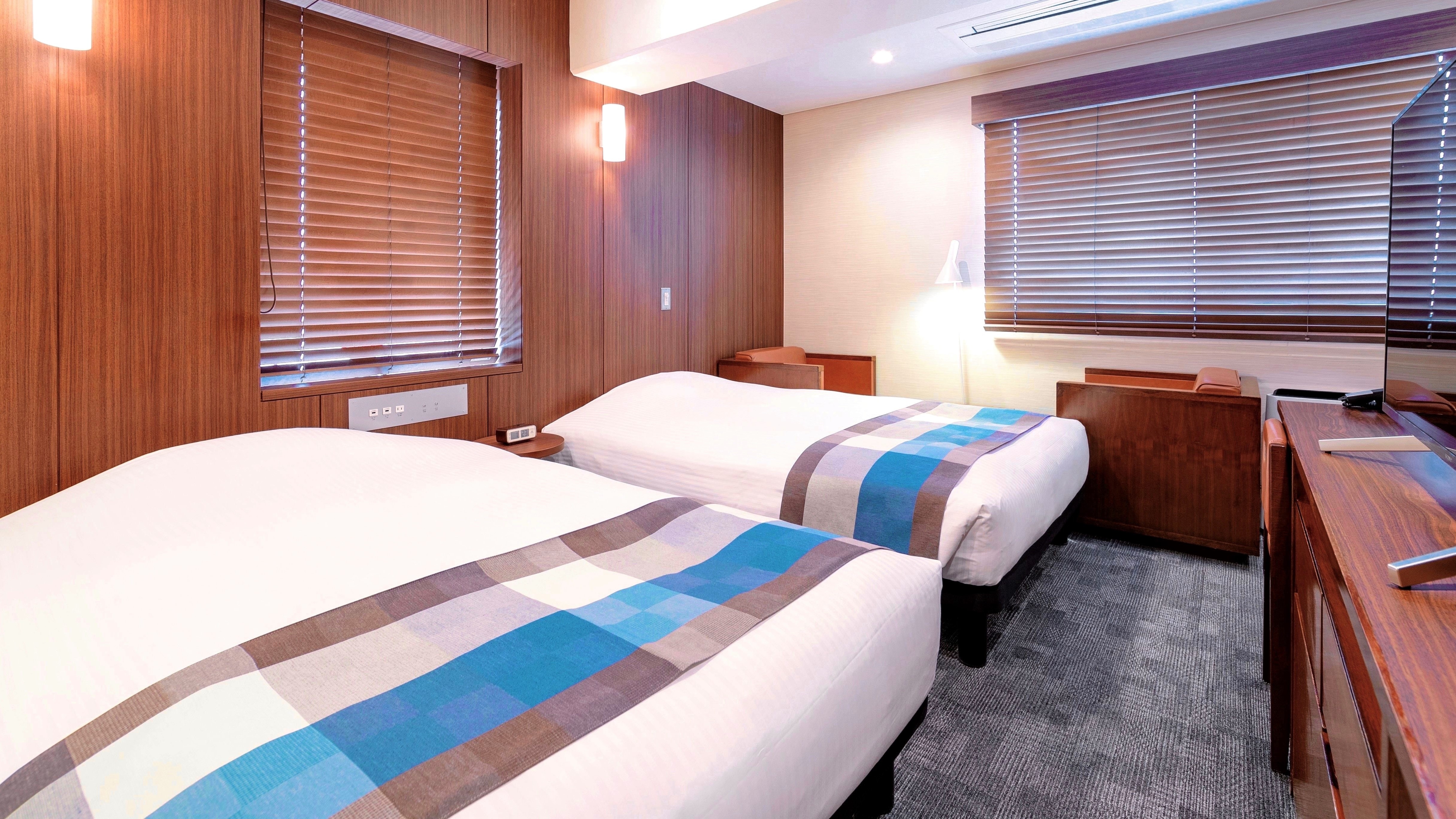 Twin ◇ Designers [Blue / Smoking / 21㎡] = 5F * Bed width: 123cm each