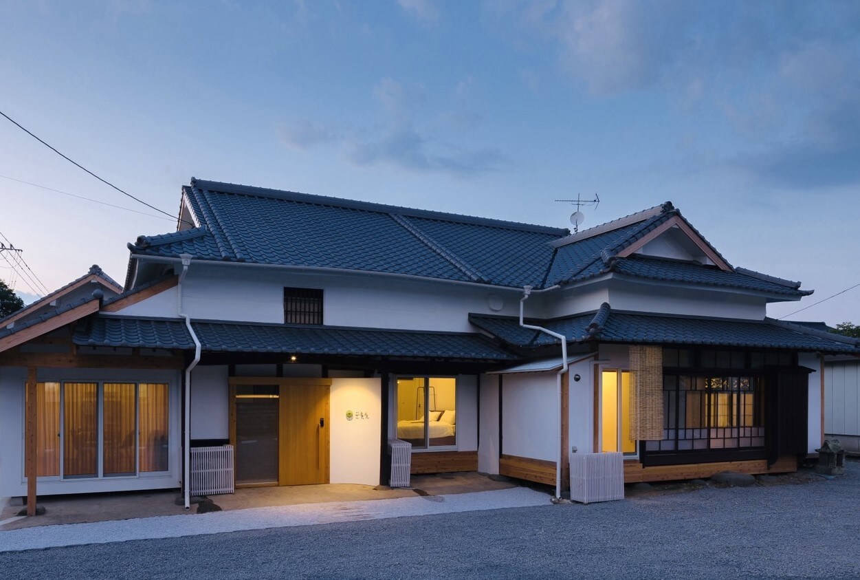 Main exterior photo