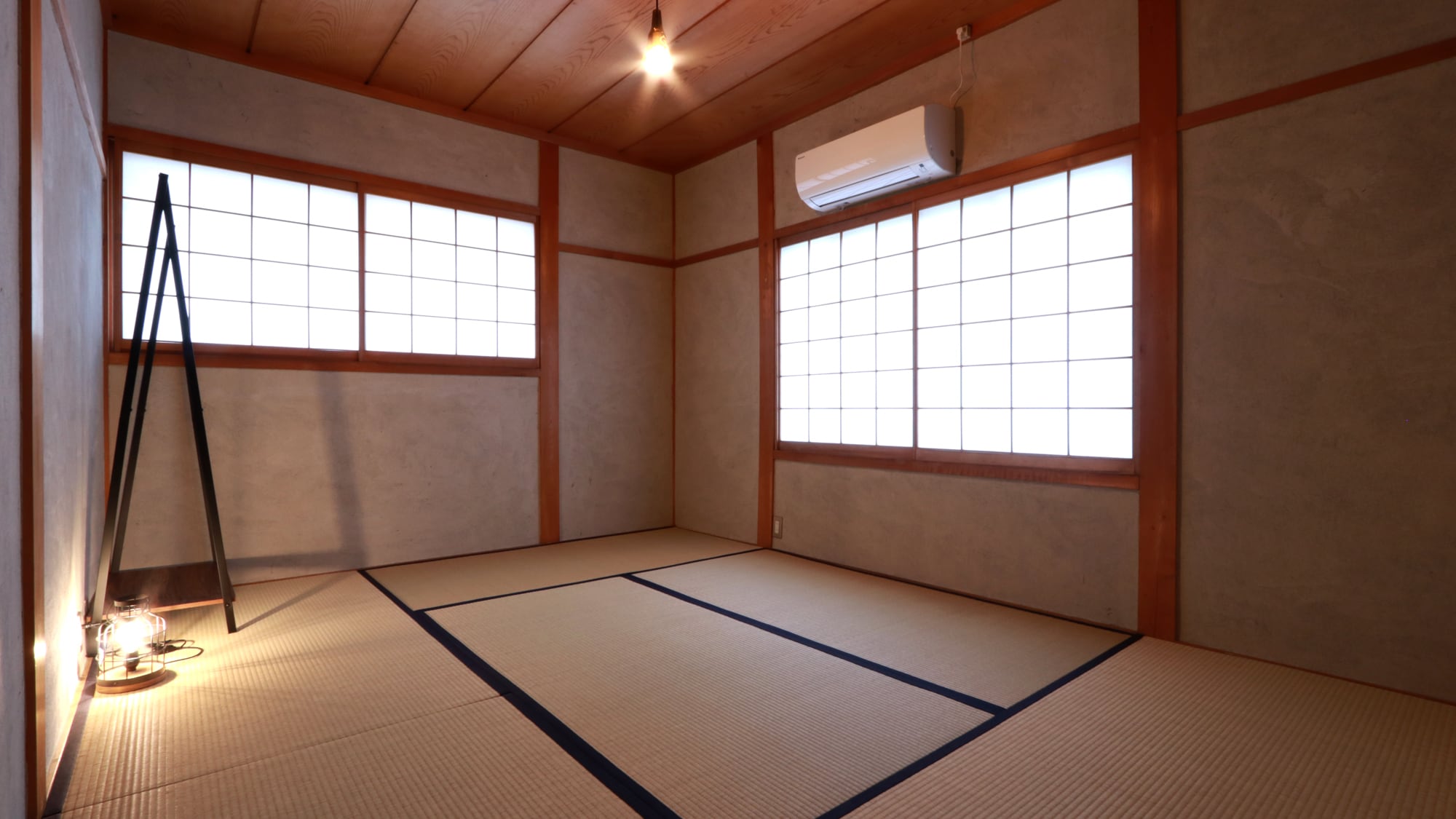 [WHIRL POOL] Japanese-style room (6 tatami mats) for 1-3 people