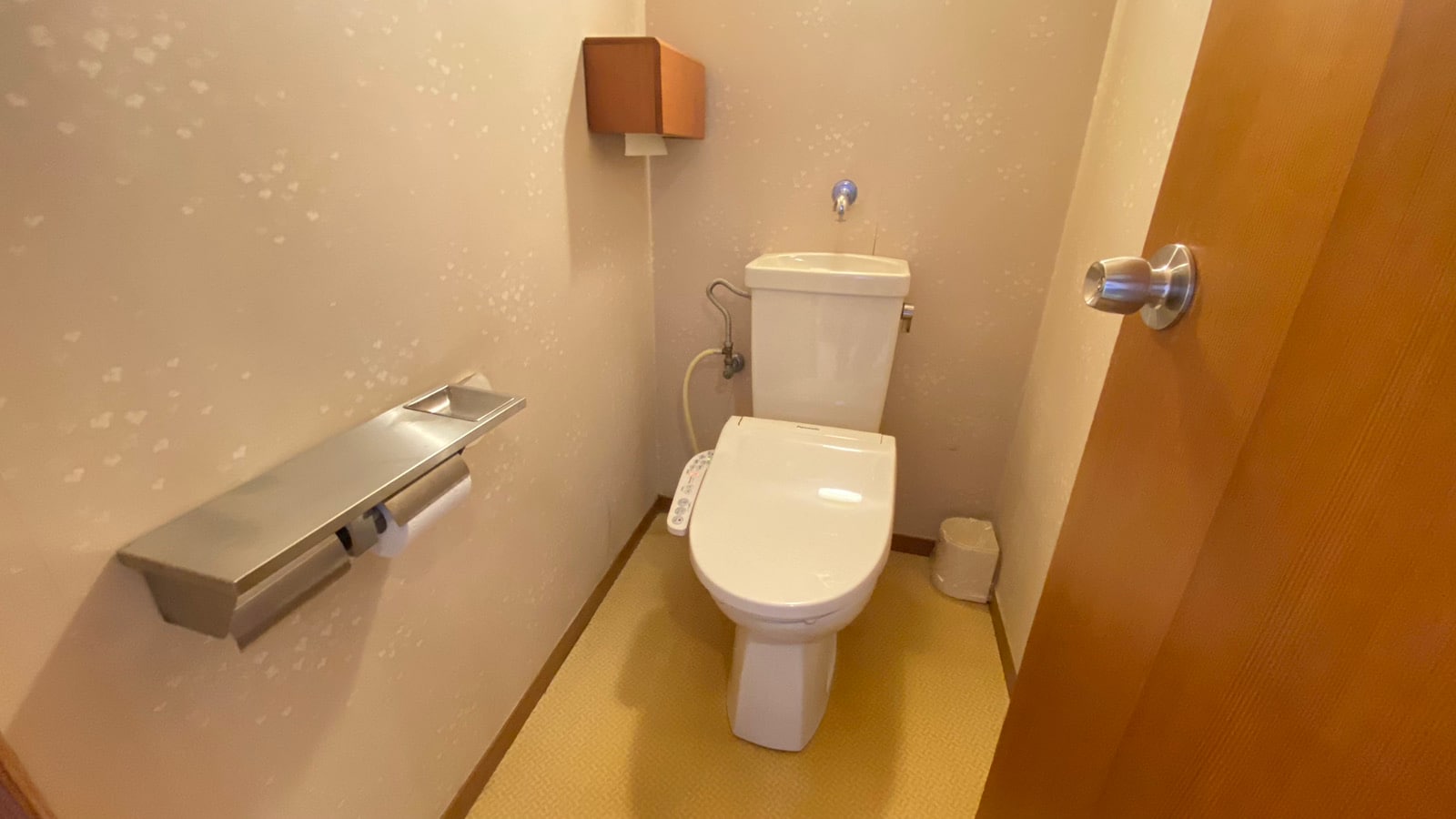 Kamar bergaya Jepang Sanjokan