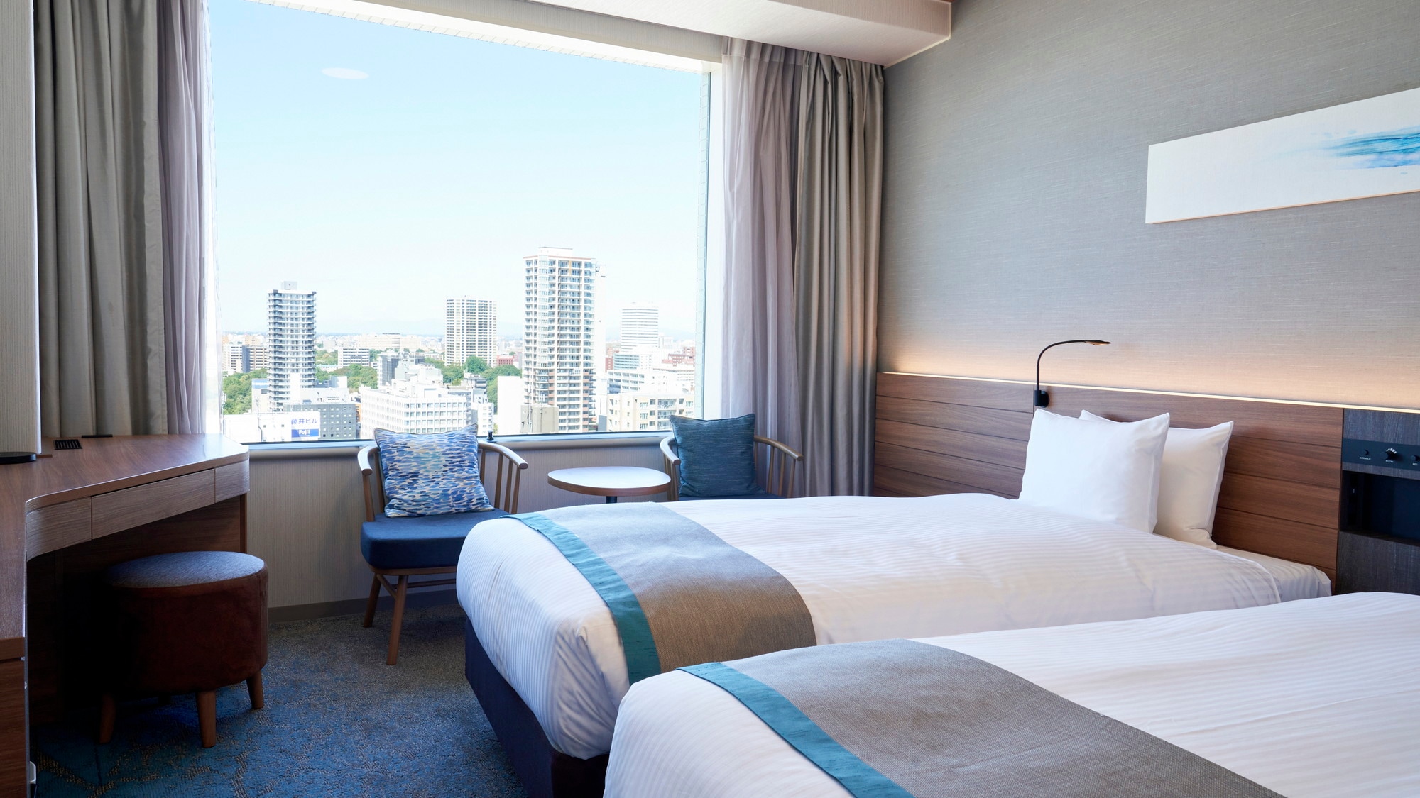 [Superior Twin Room (21 m2)] Superior Floor (14th to 21st floors) Enjoy the view from the high floors.