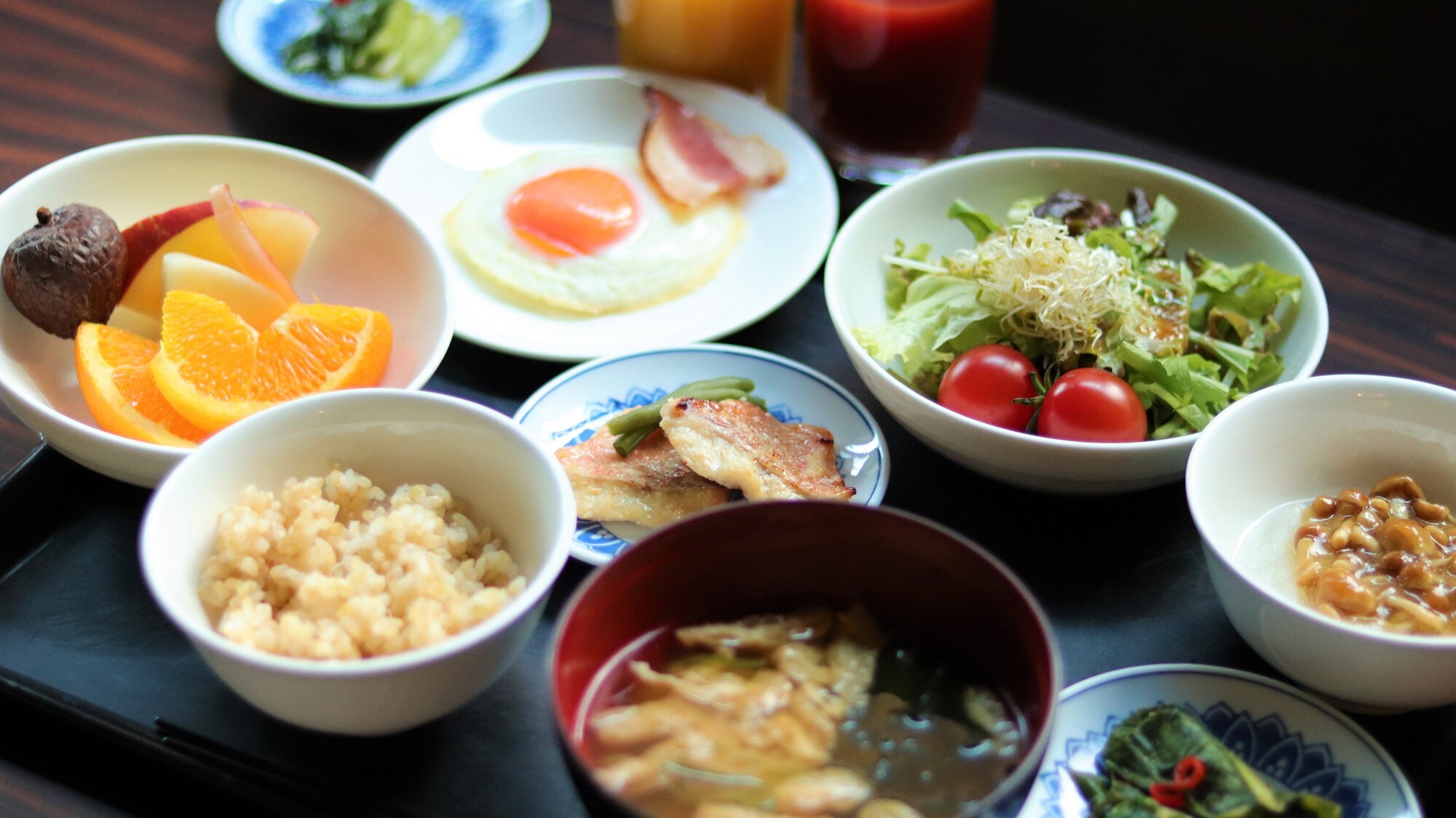 [Breakfast buffet] Energize your morning with a healthy breakfast.