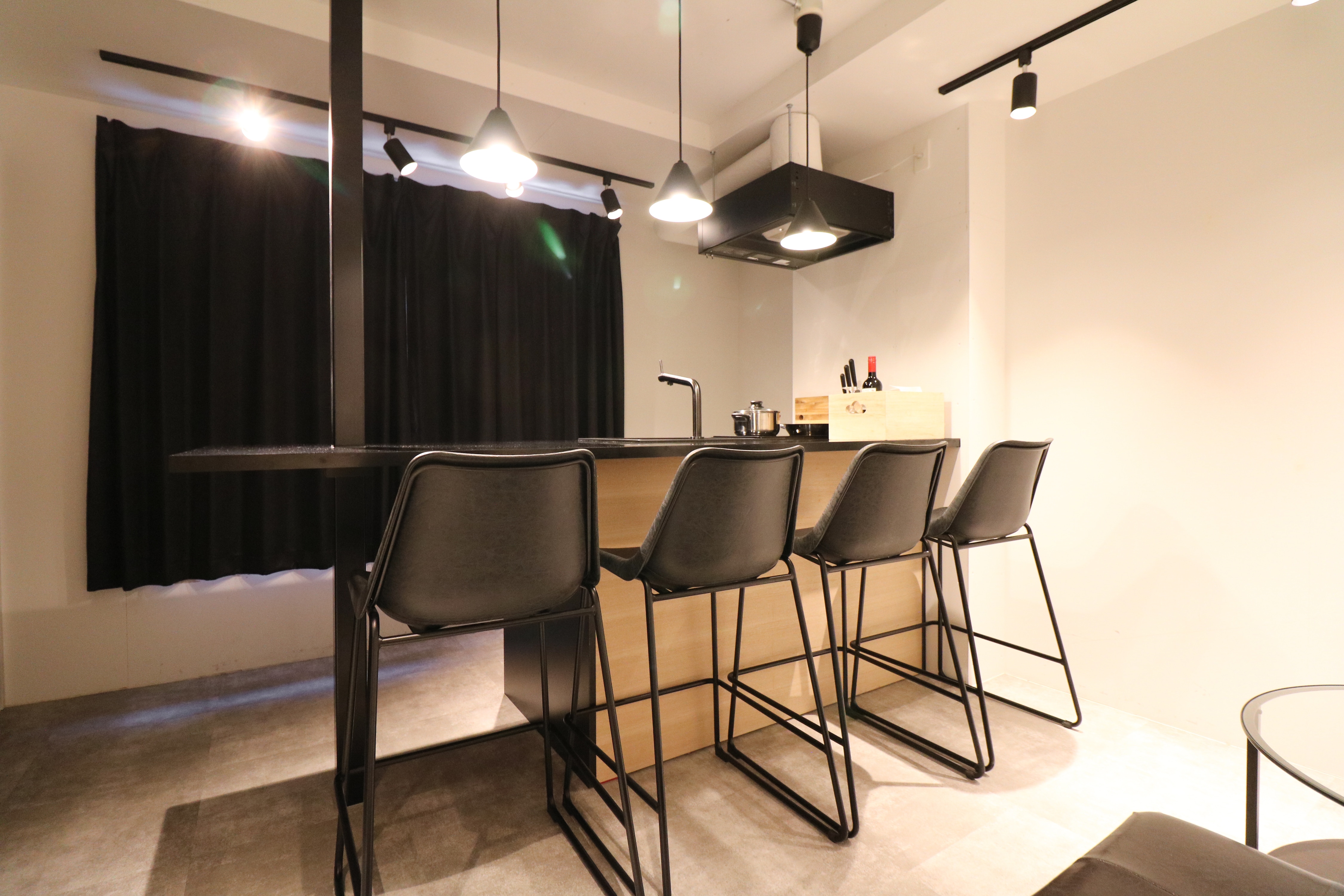 Japanese-style kitchen counter