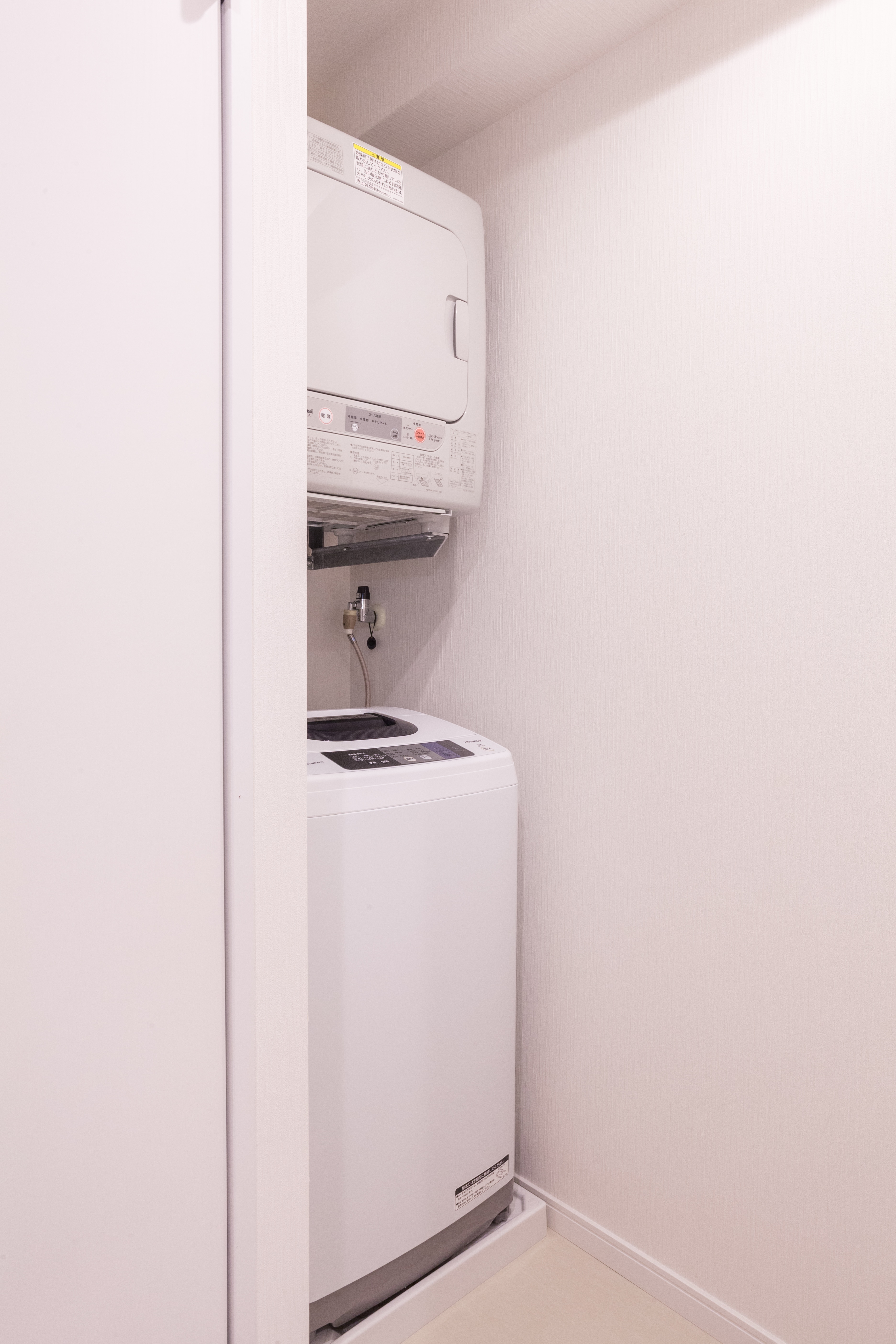 All rooms equipped with washing machines and gas dryers