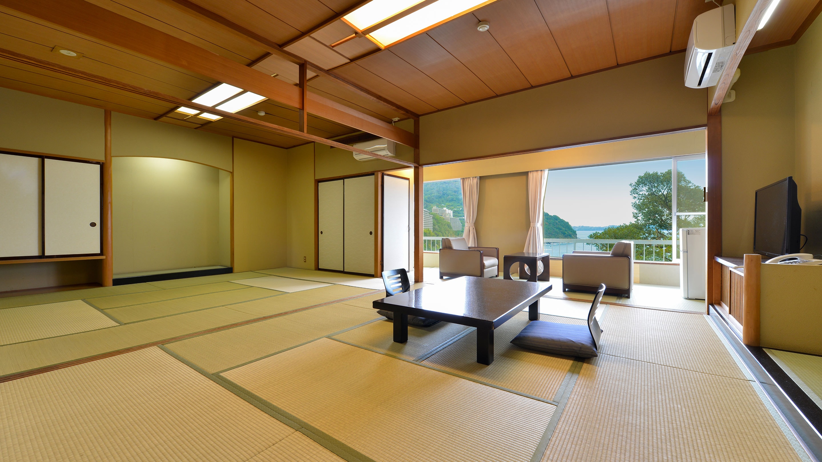 [Non-smoking] Standard Japanese-style room (2 rooms) without indoor bath (Main building/Seiyukan) *Image