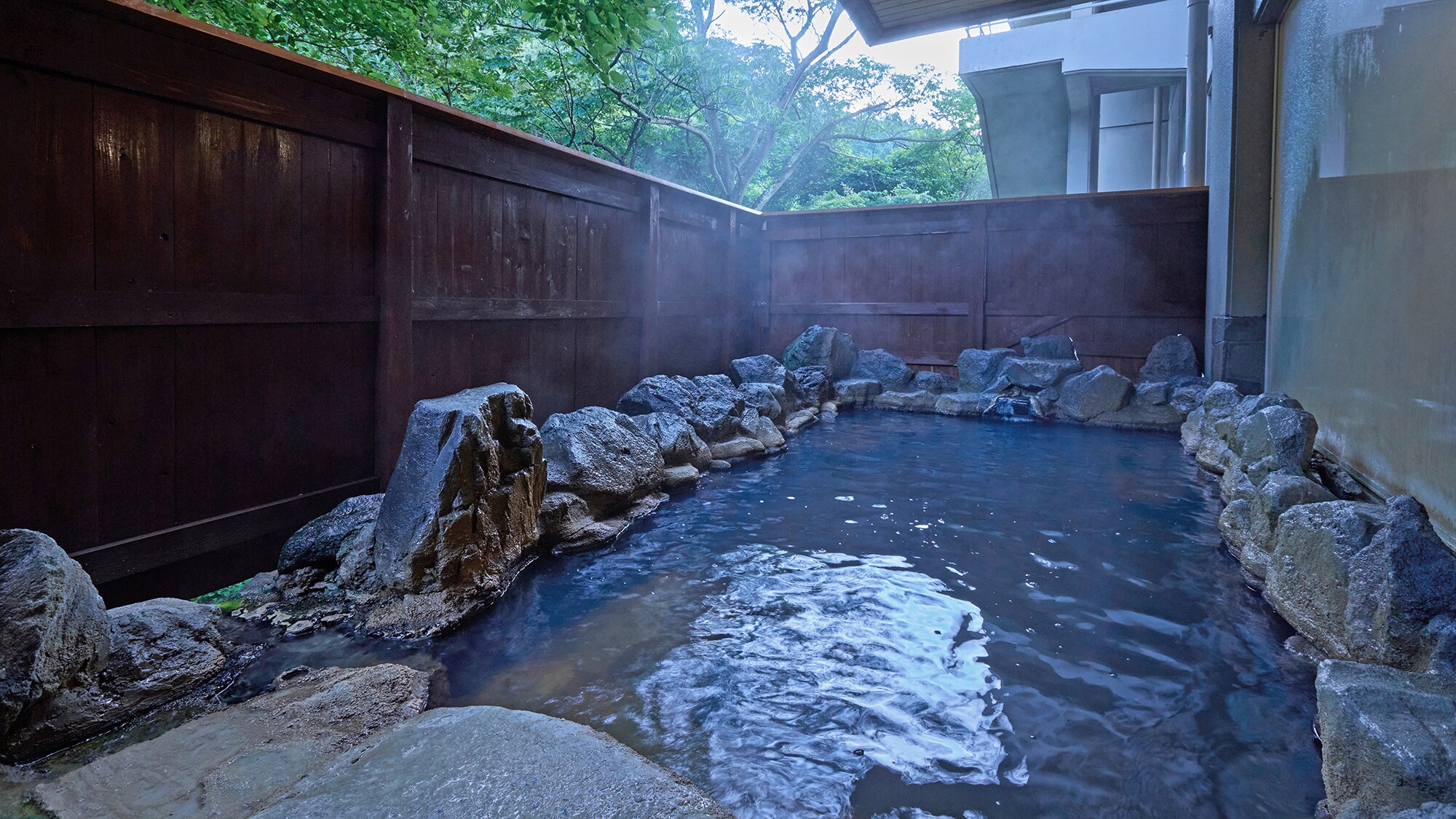 Open-air bath (men's bath)