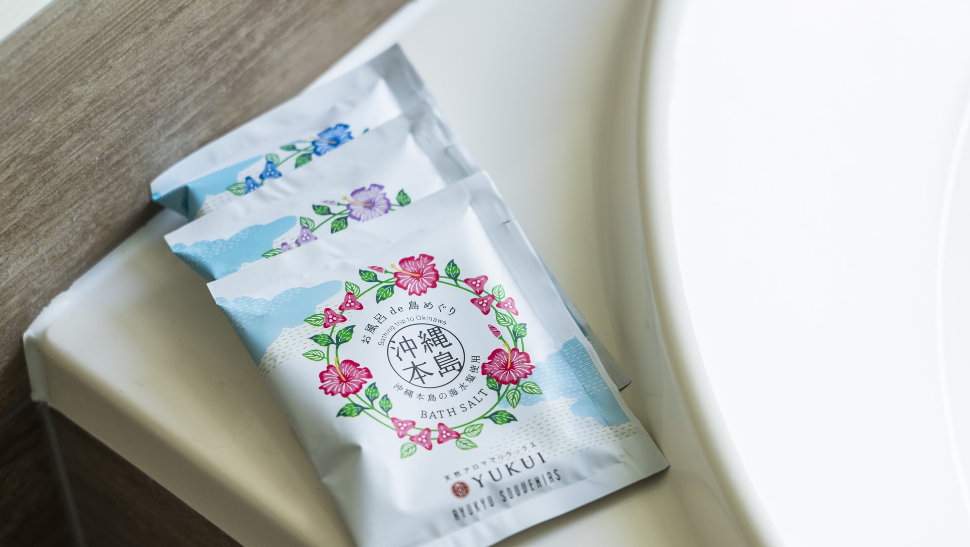 Premier floor limited benefits: Salt-based bath salts from the islands of Okinawa.