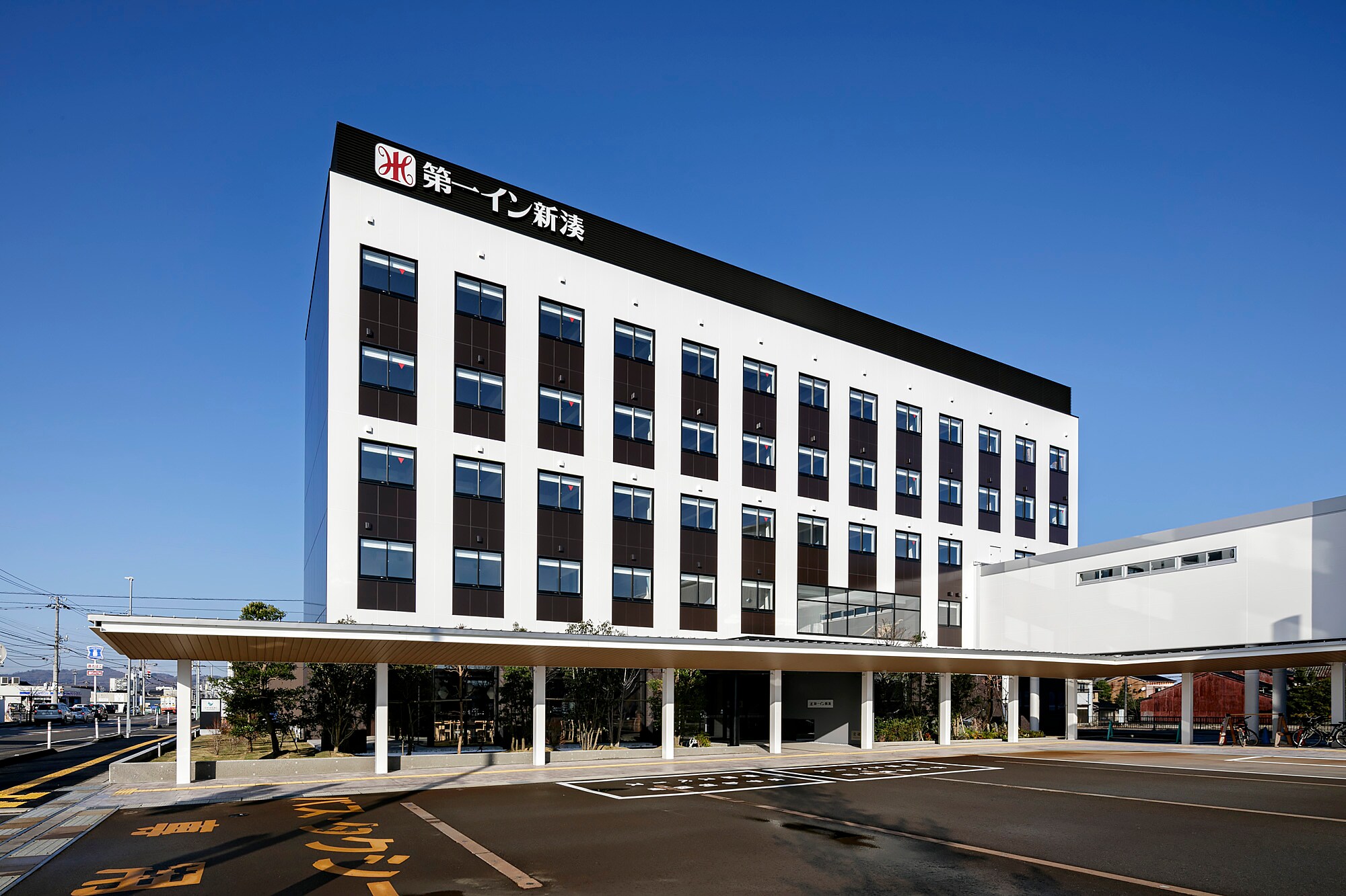 Daiichi Inn Shinminato exterior