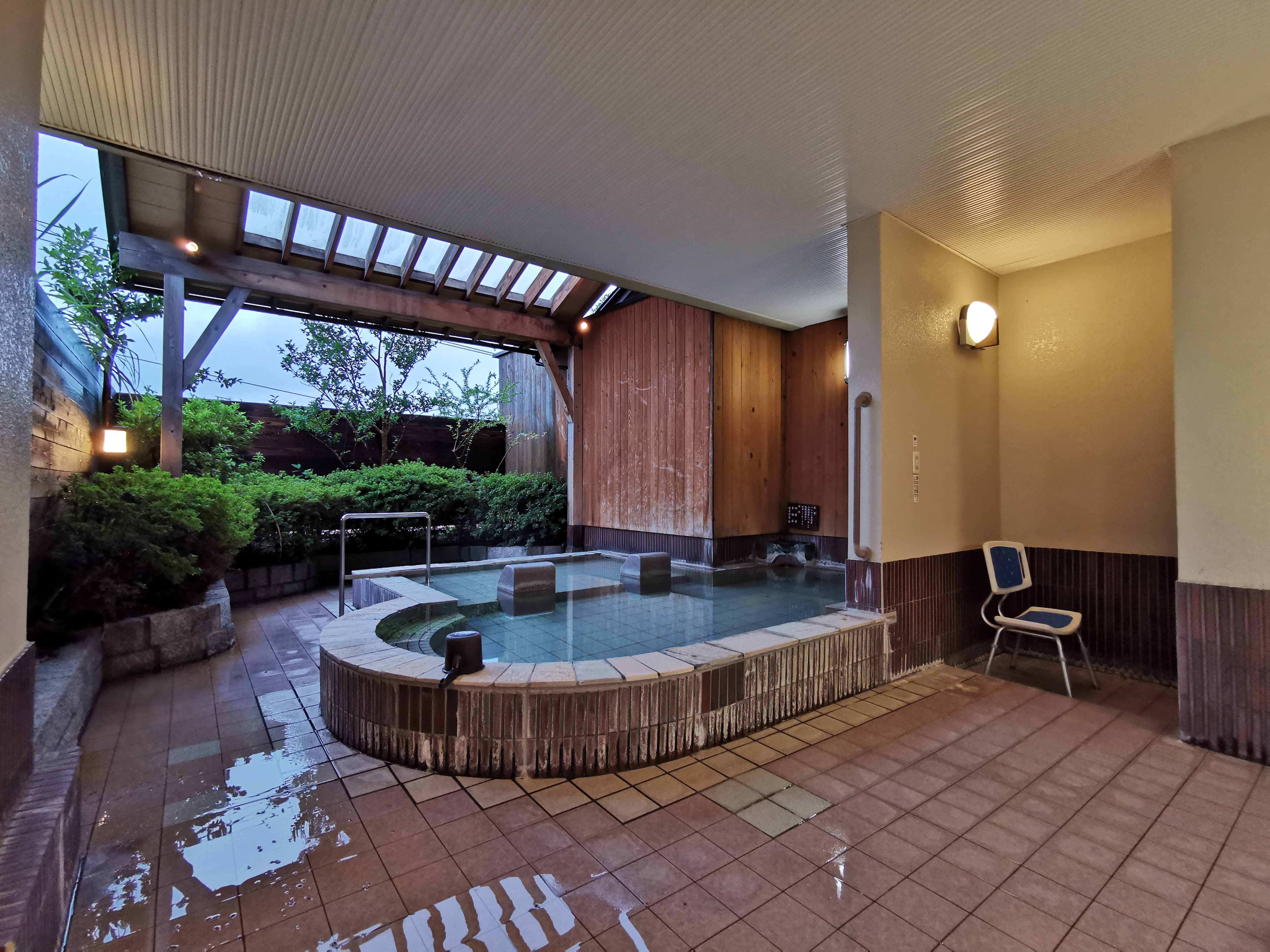 Private bath②