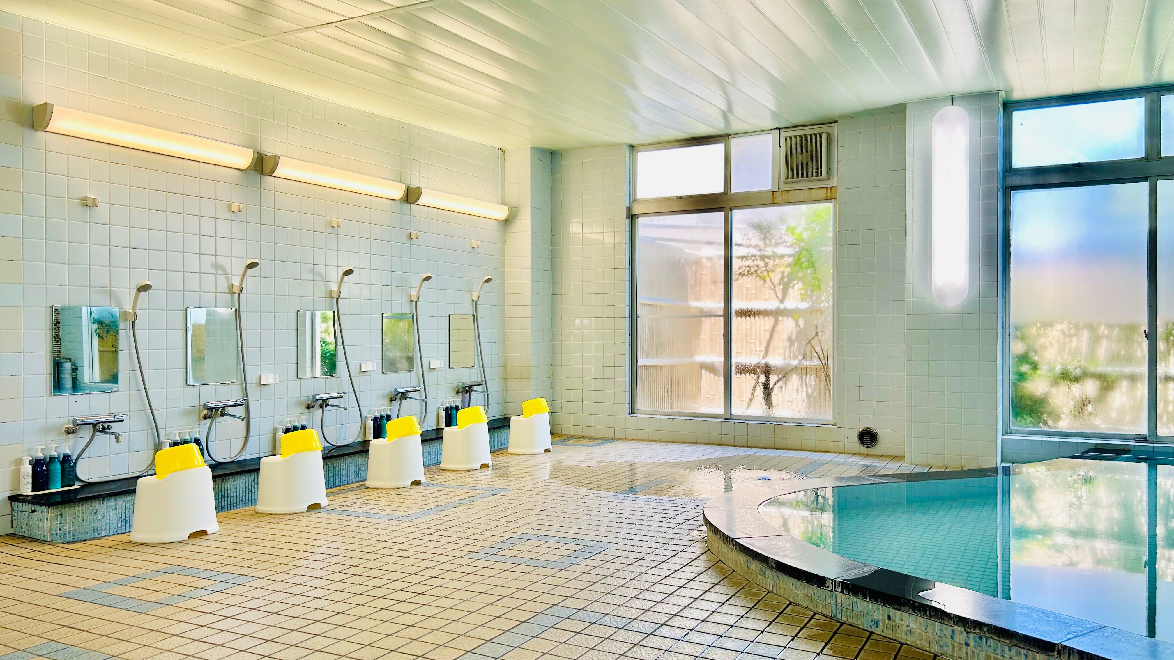 [Hot spring large bath] Men's bath